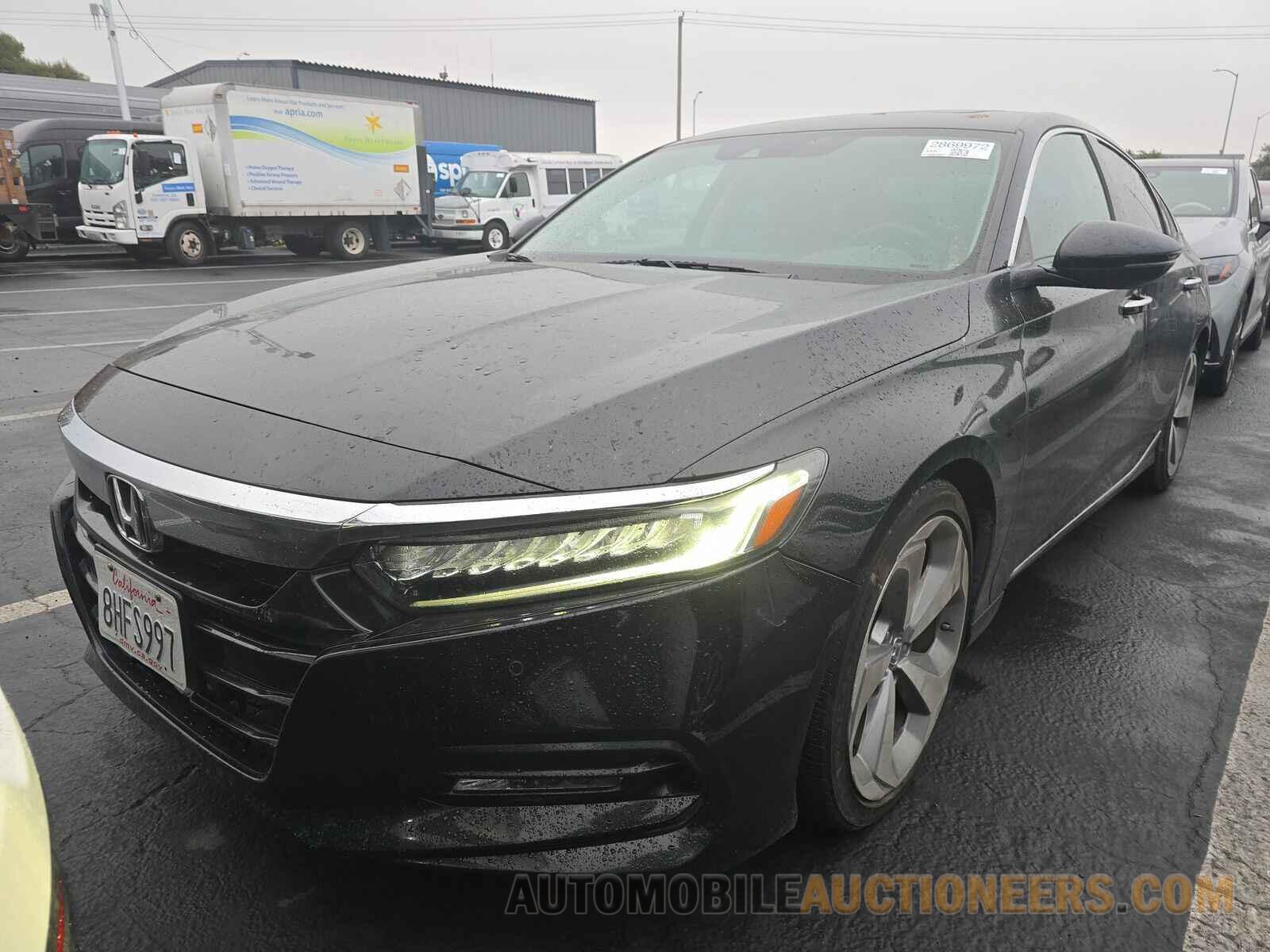 1HGCV1F97JA000553 Honda Accord Sedan 2018