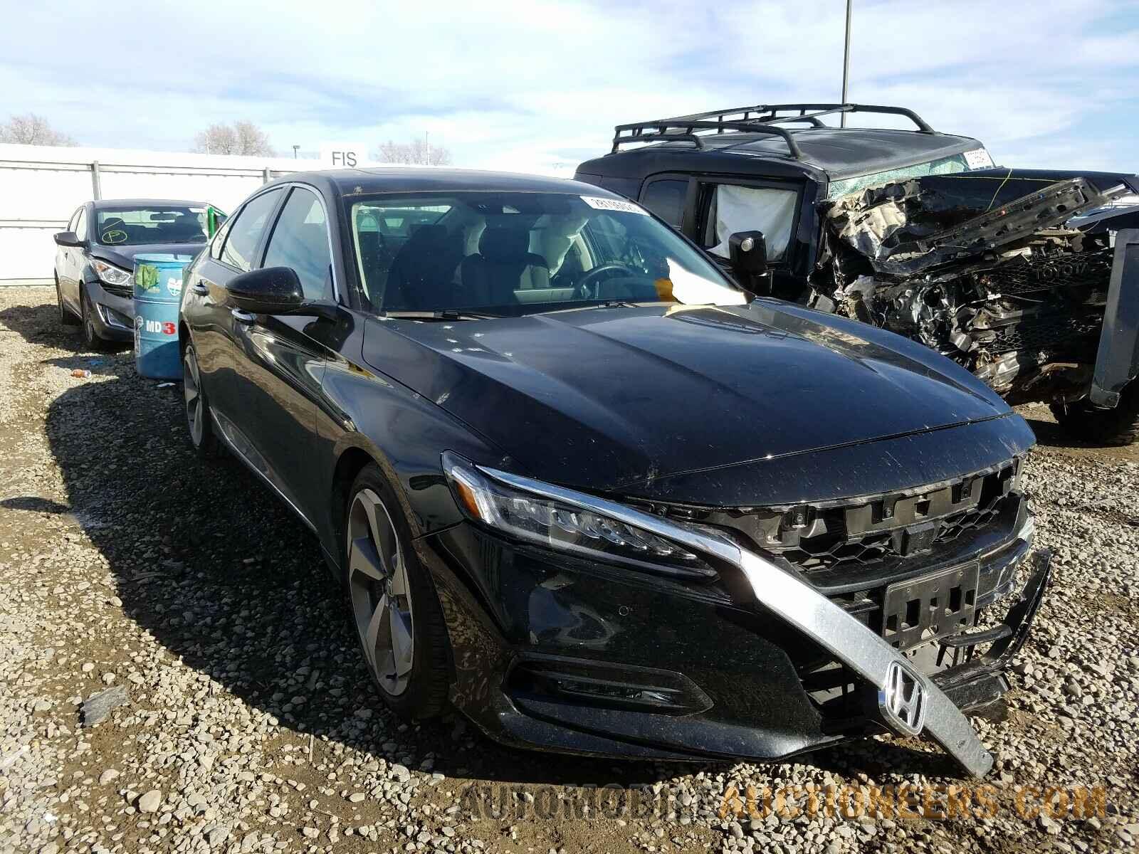 1HGCV1F97JA149061 HONDA ACCORD 2018