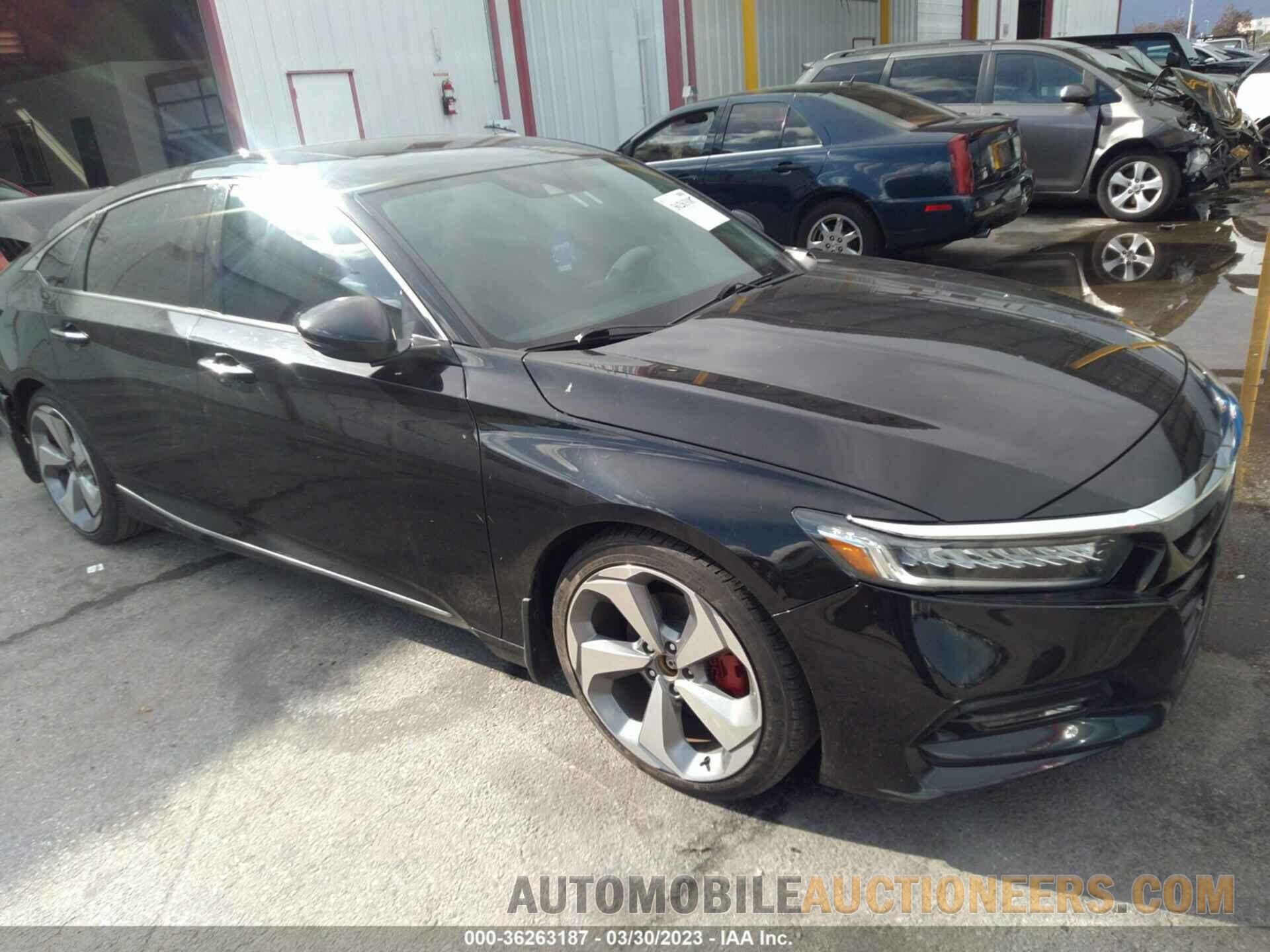 1HGCV1F98JA000531 HONDA ACCORD SEDAN 2018