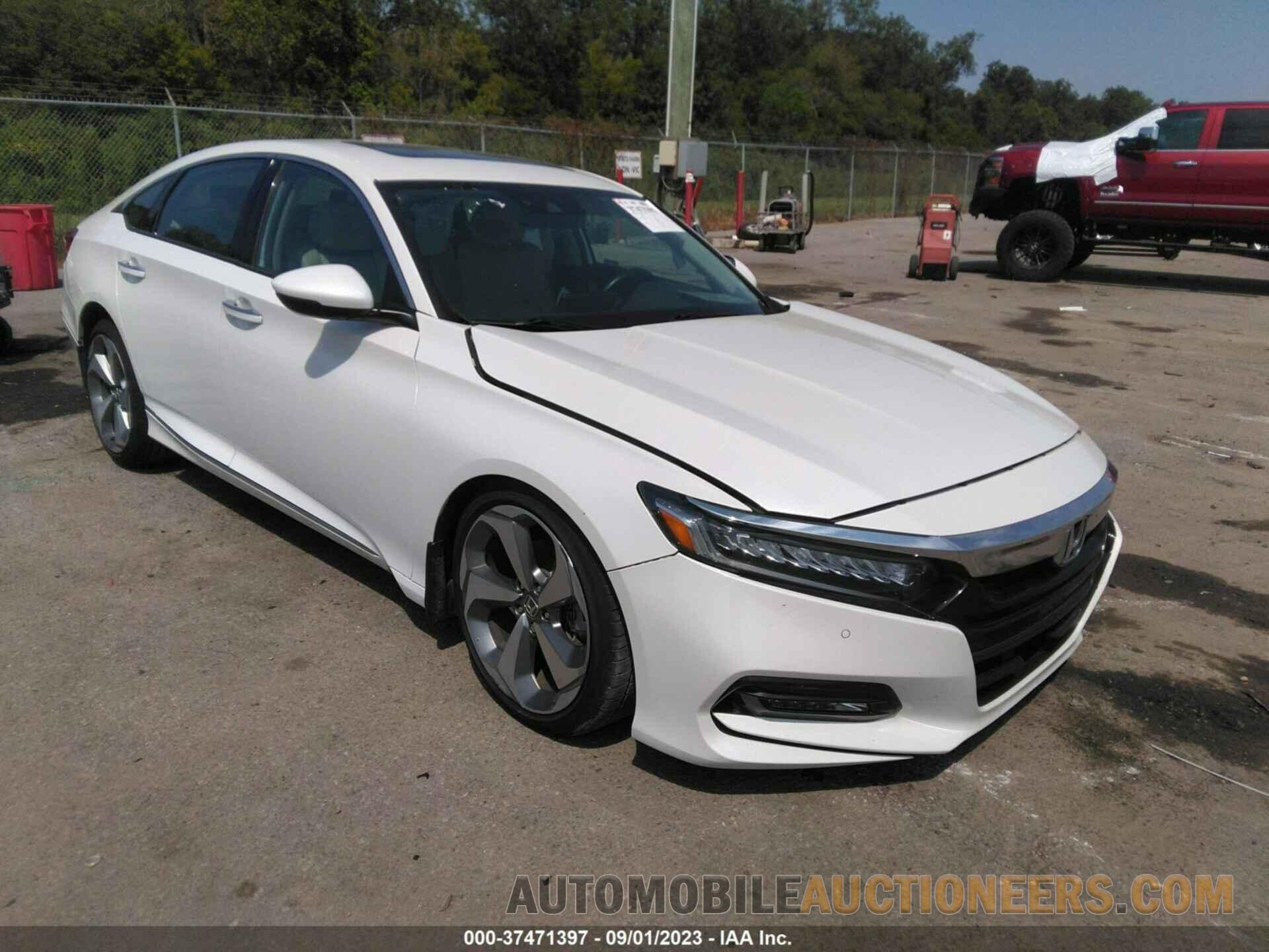 1HGCV1F98JA045727 HONDA ACCORD SEDAN 2018