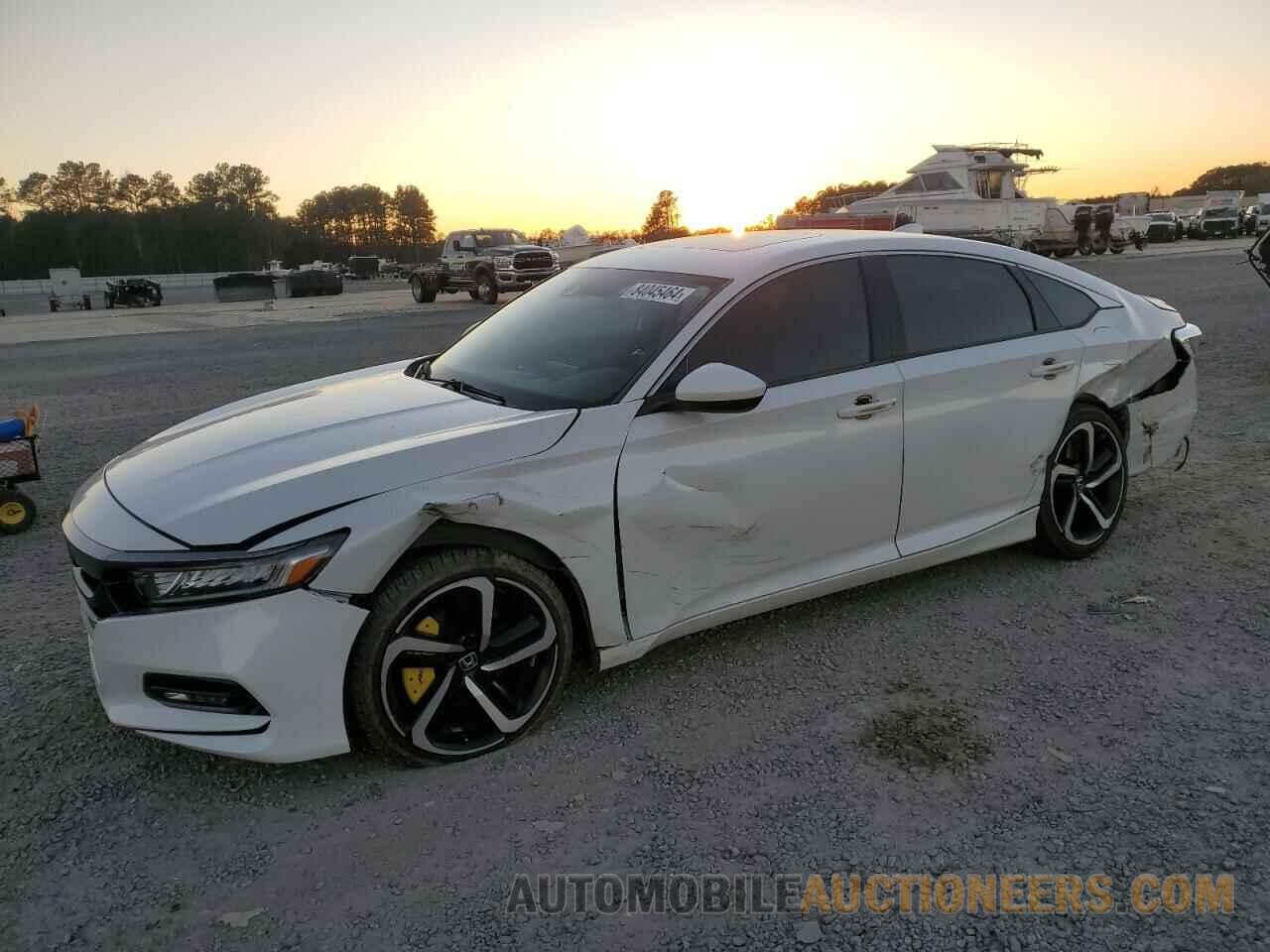 1HGCV2F33JA032367 HONDA ACCORD 2018