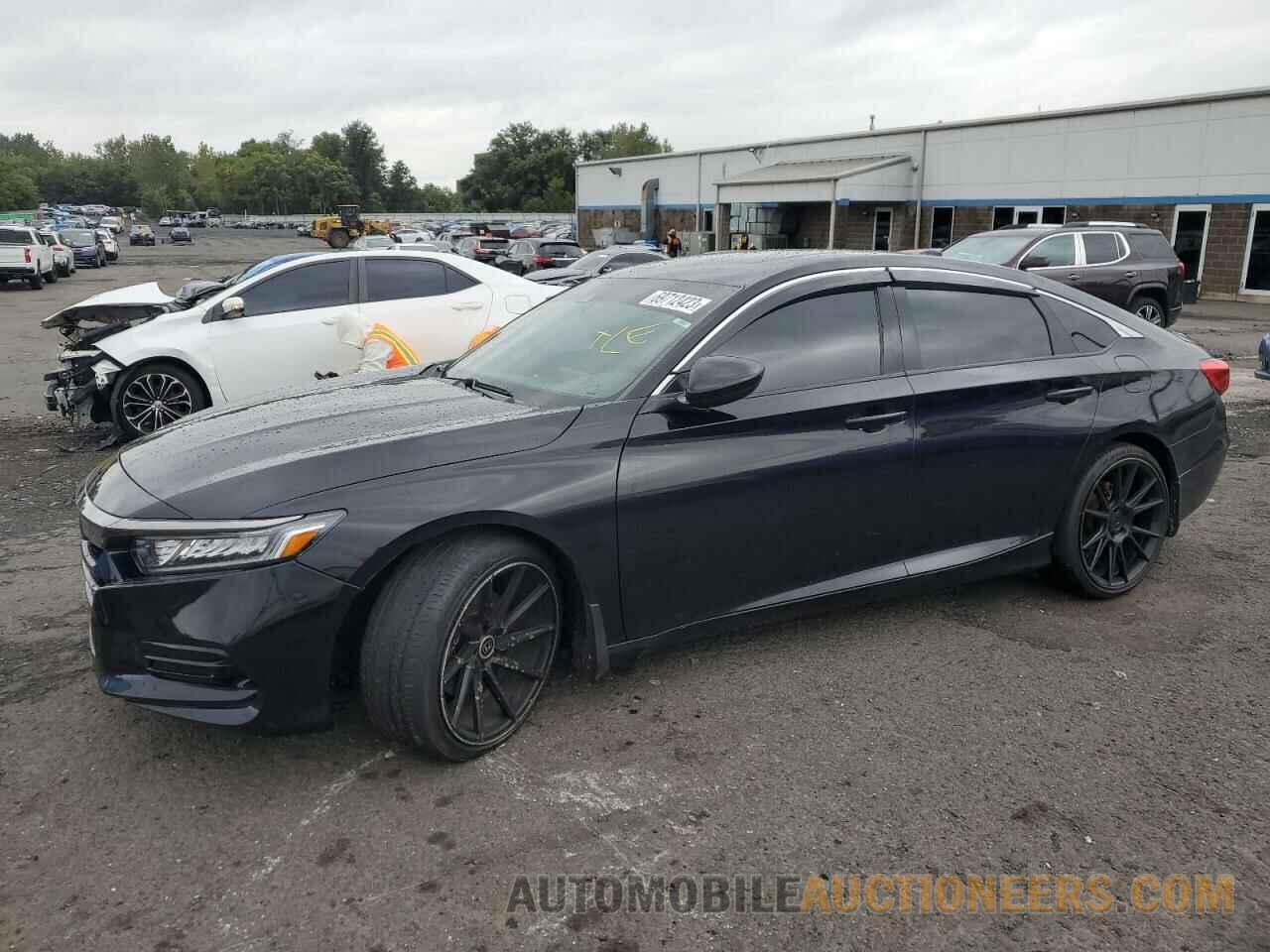 1HGCV2F37JA044117 HONDA ACCORD 2018