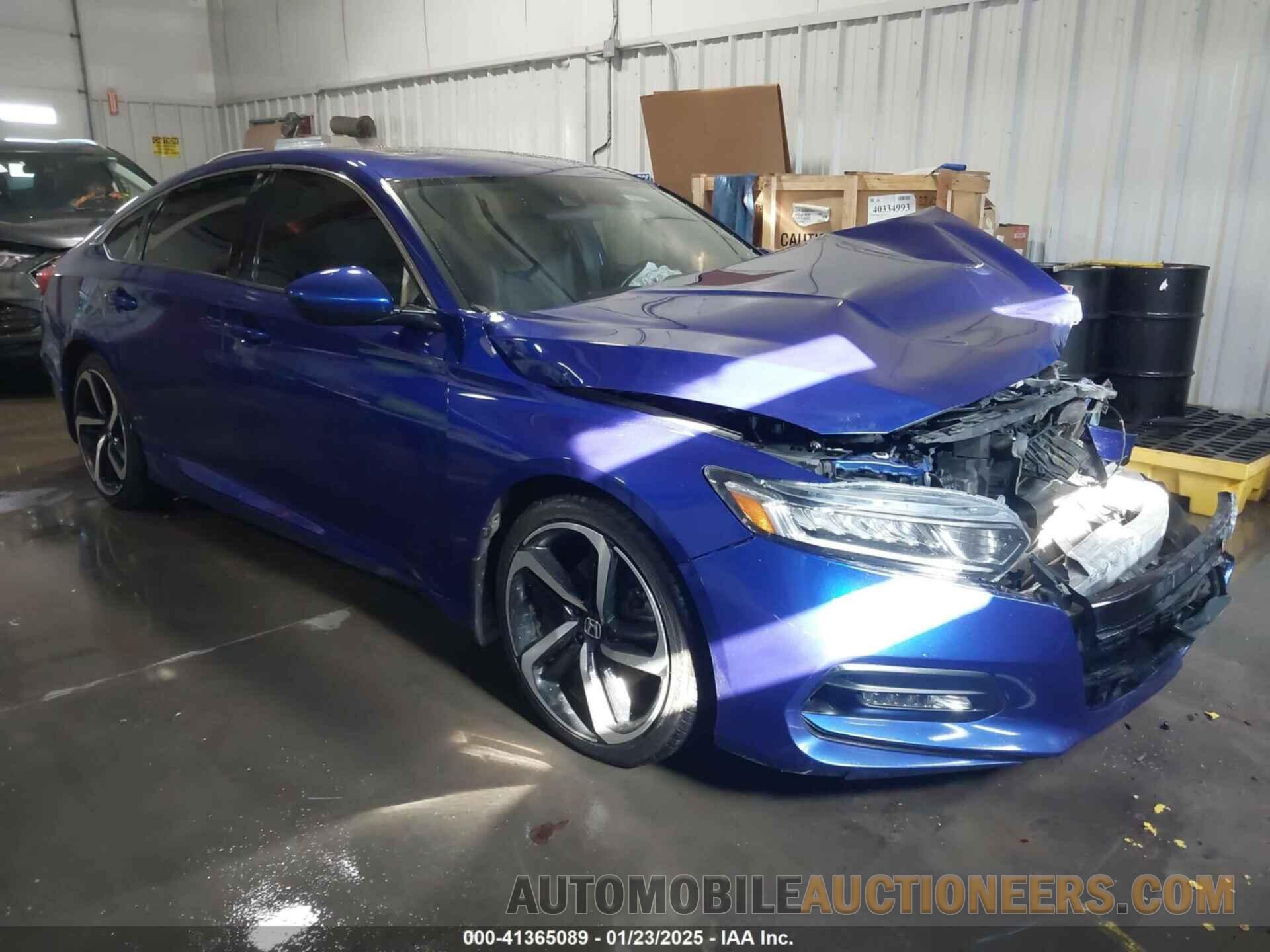 1HGCV2F38JA048256 HONDA ACCORD 2018