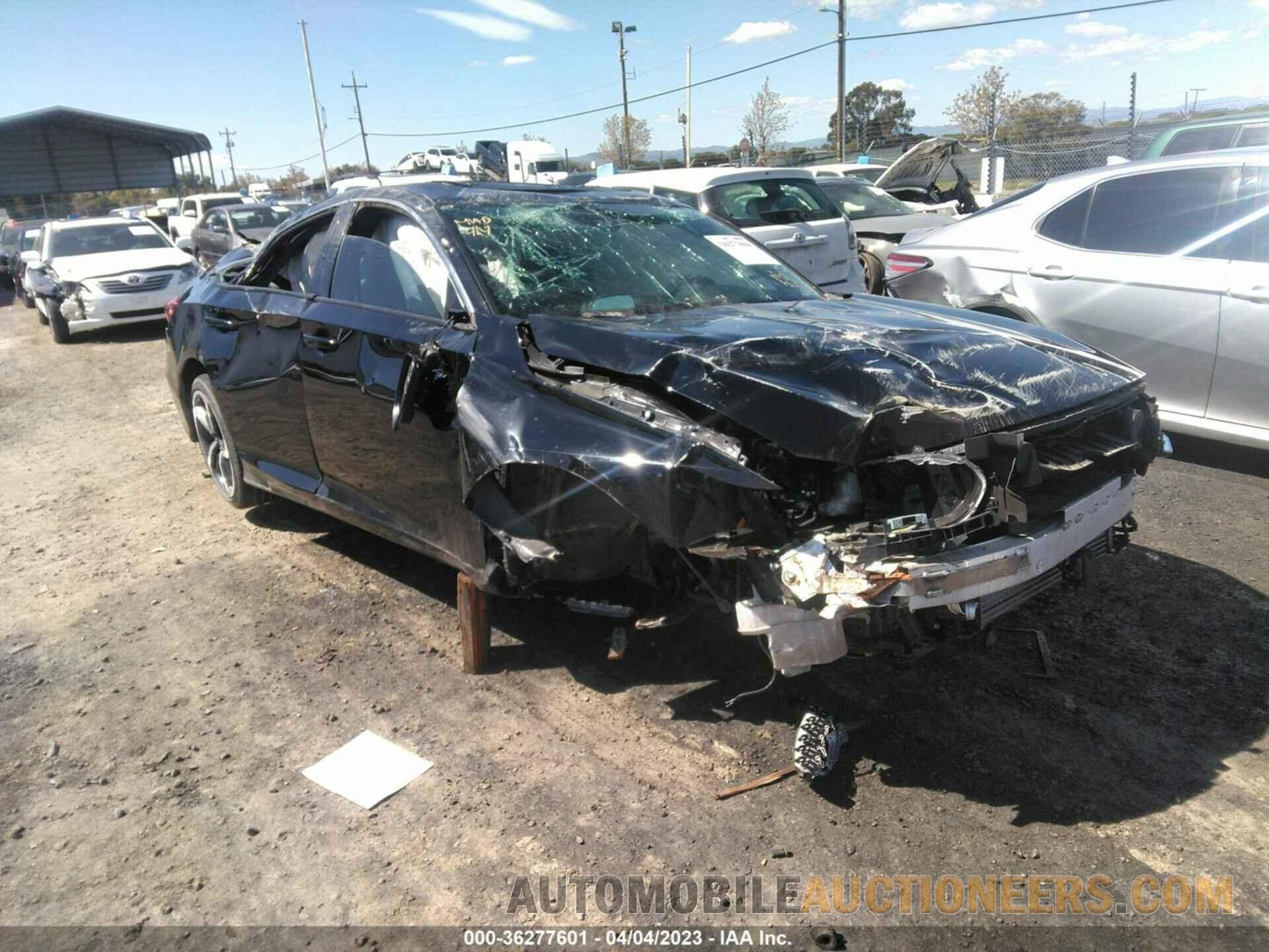 1HGCV2F39JA011863 HONDA ACCORD SEDAN 2018