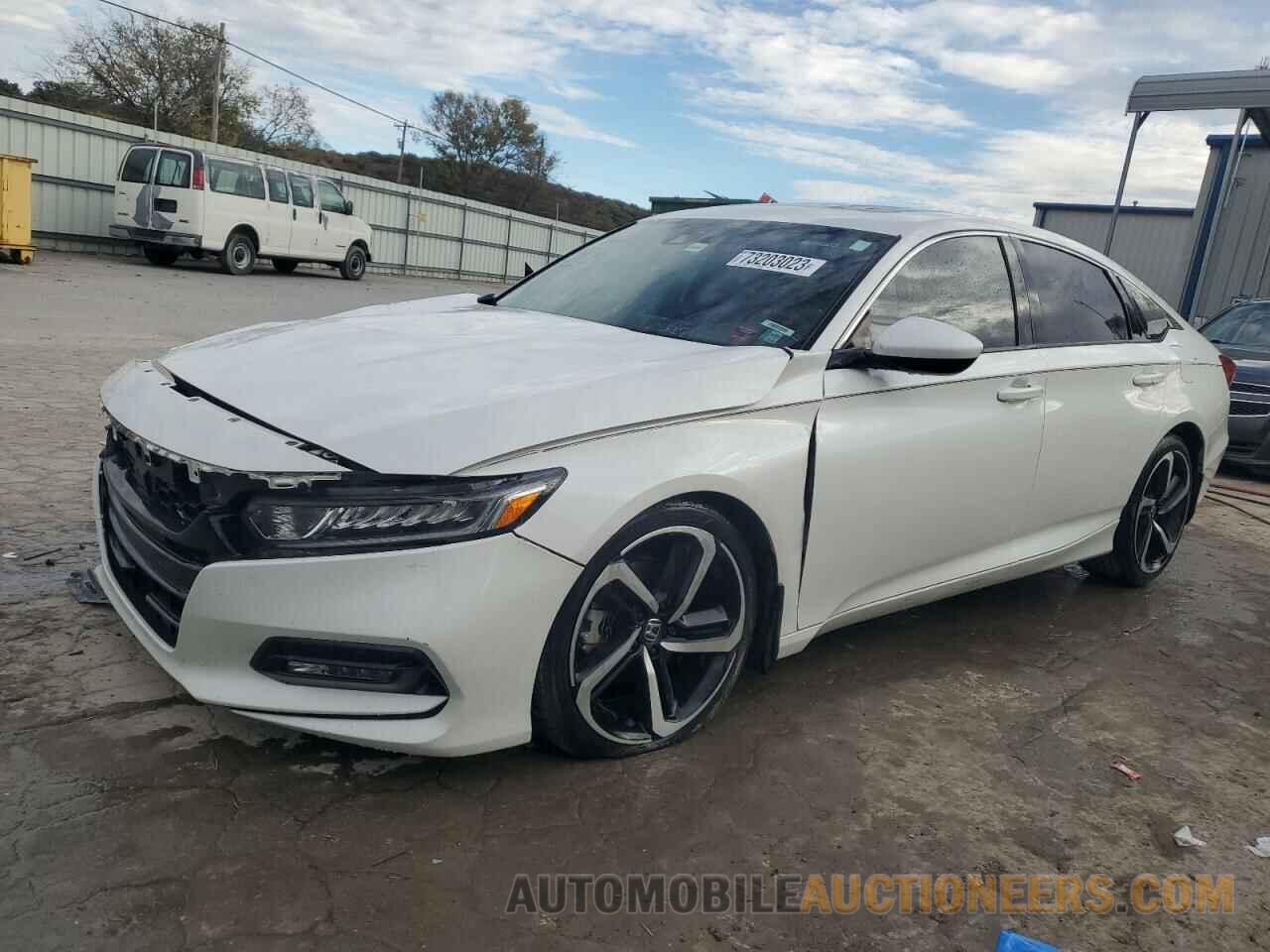 1HGCV2F3XJA051367 HONDA ACCORD 2018