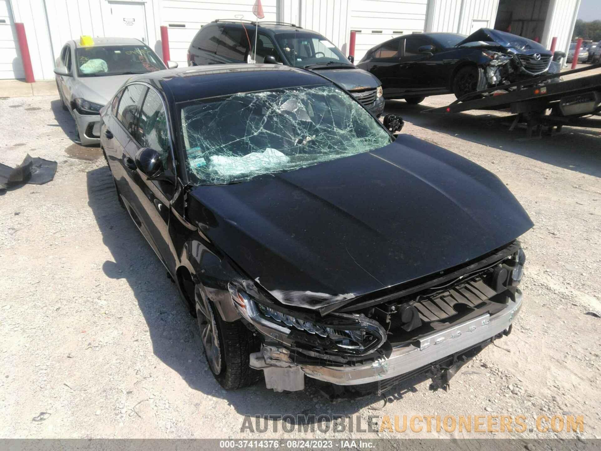 1HGCV2F55JA040701 HONDA ACCORD 2018