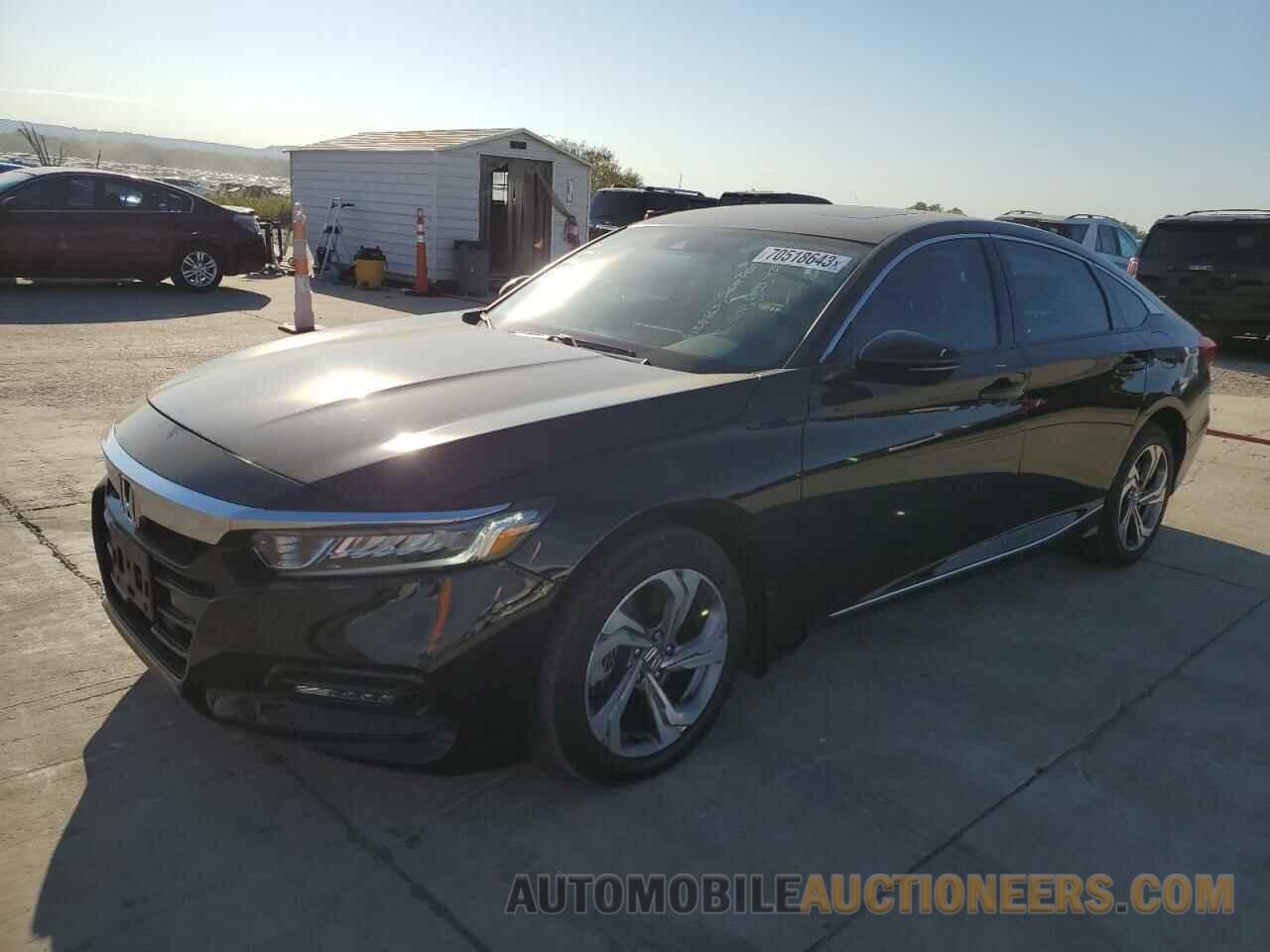 1HGCV2F56JA005701 HONDA ACCORD 2018