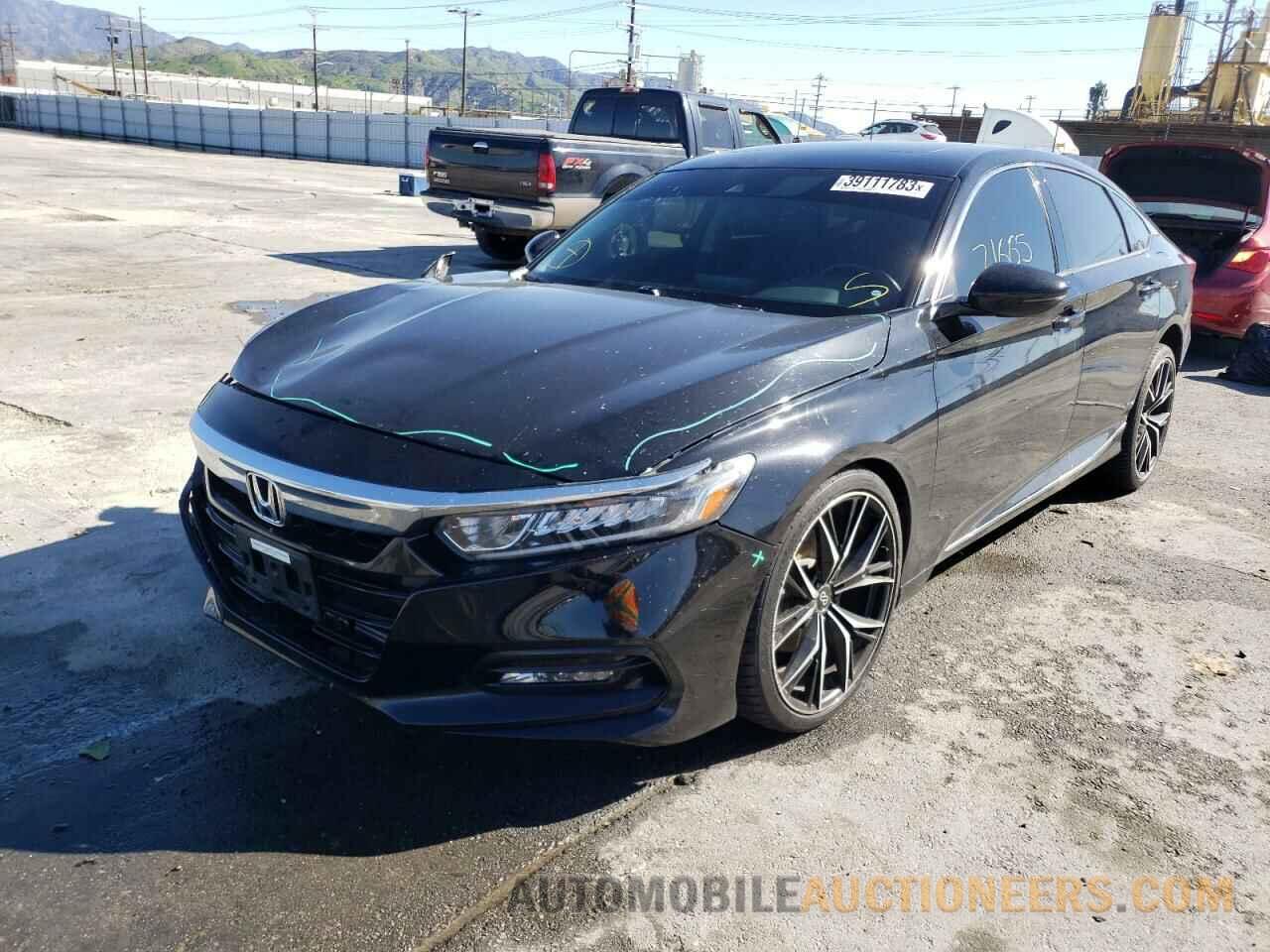 1HGCV2F58JA015582 HONDA ACCORD 2018