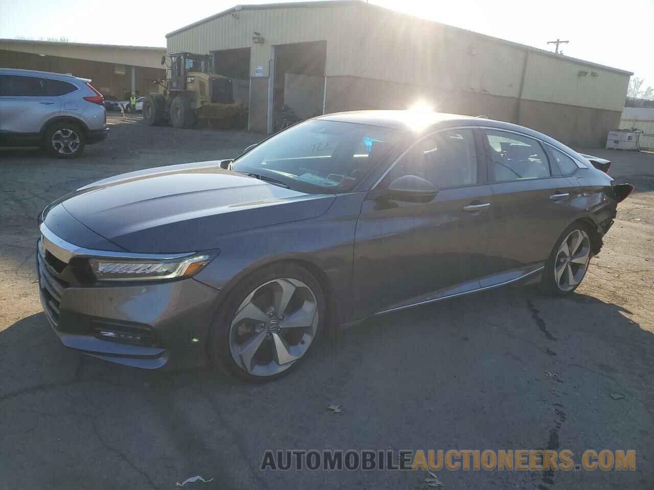 1HGCV2F90JA000271 HONDA ACCORD 2018