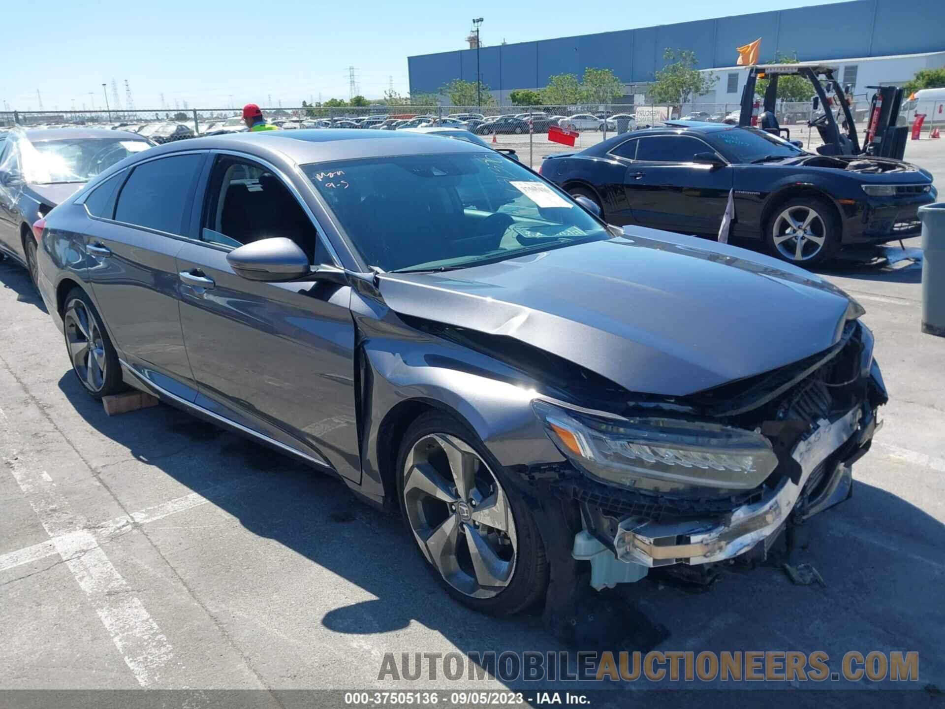 1HGCV2F90JA004286 HONDA ACCORD SEDAN 2018