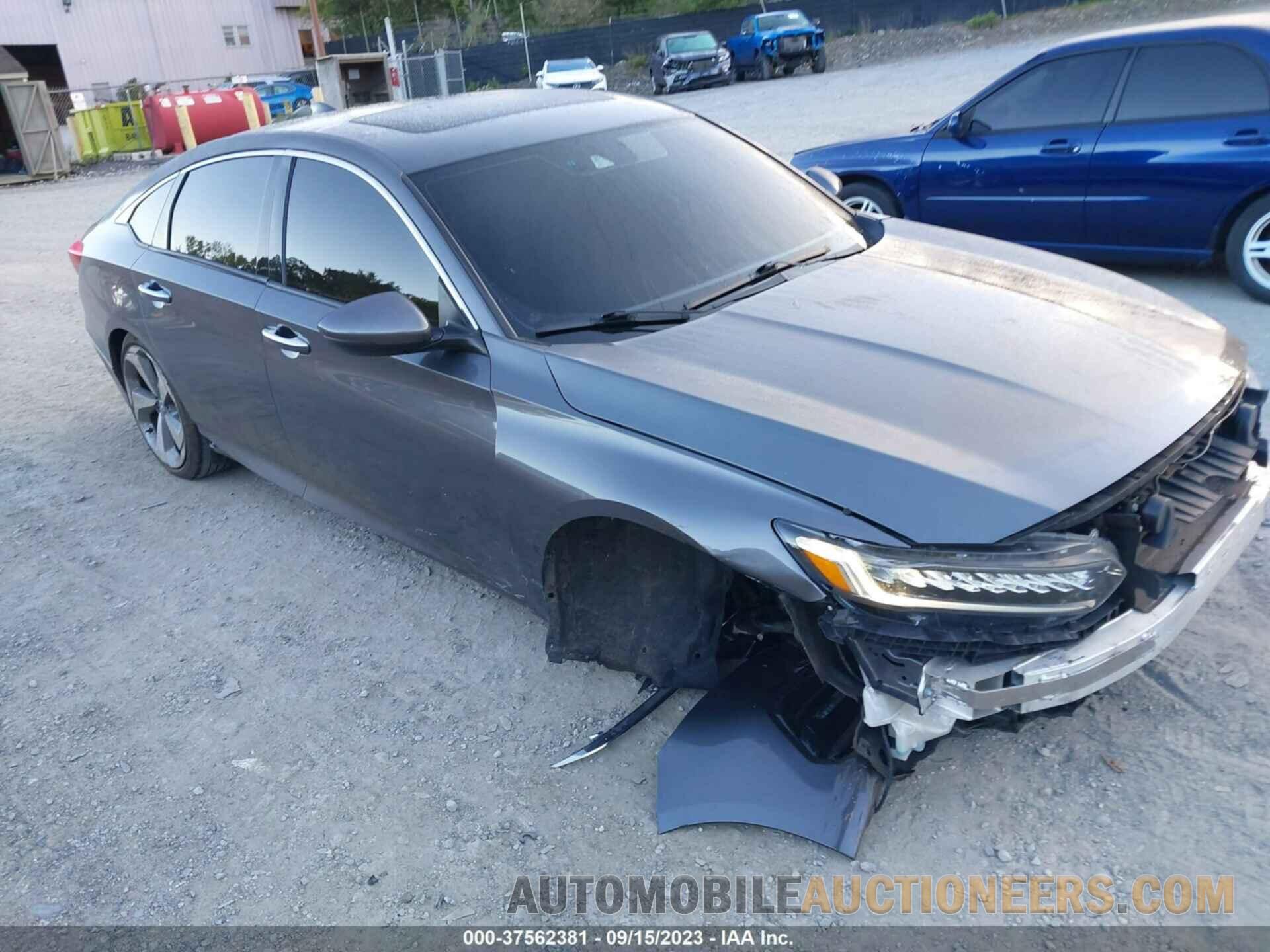 1HGCV2F91JA003051 HONDA ACCORD SEDAN 2018