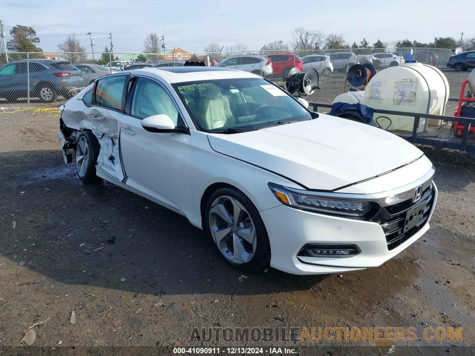 1HGCV2F91JA026801 HONDA ACCORD 2018