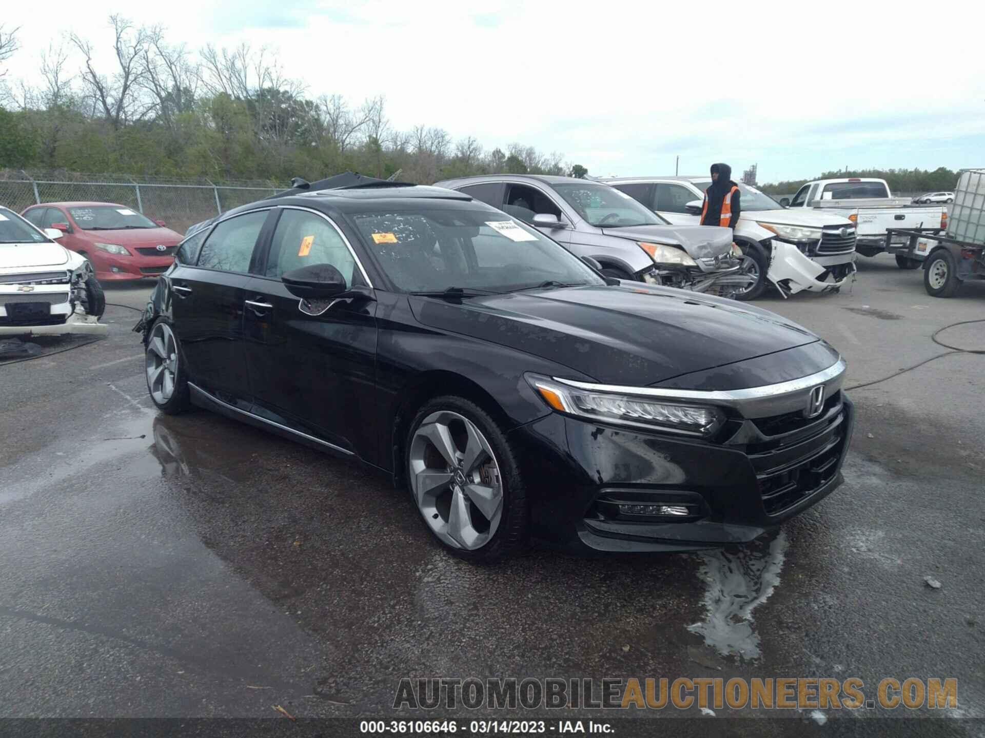 1HGCV2F92JA041565 HONDA ACCORD SEDAN 2018