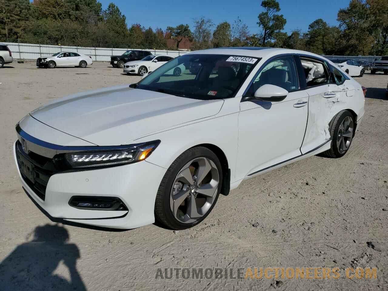 1HGCV2F93JA043003 HONDA ACCORD 2018