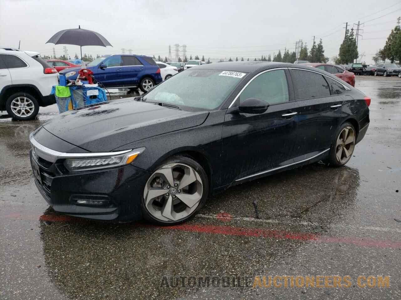 1HGCV2F94JA041552 HONDA ACCORD 2018