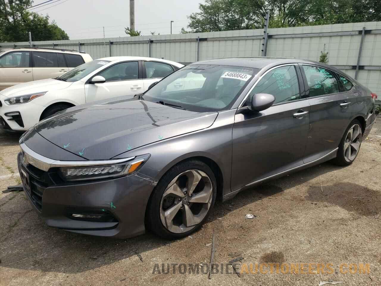 1HGCV2F95JA003067 HONDA ACCORD 2018