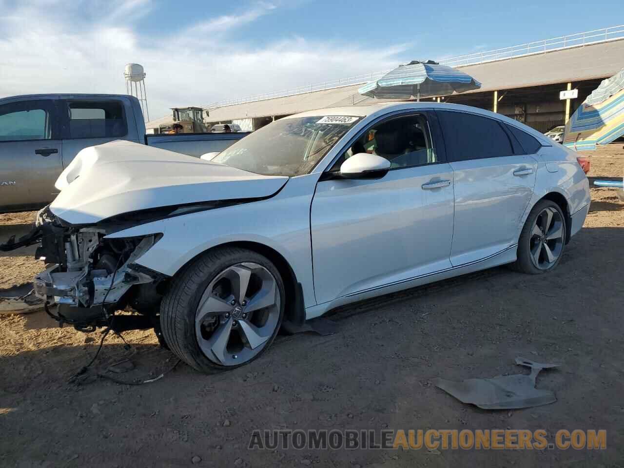 1HGCV2F95JA017700 HONDA ACCORD 2018