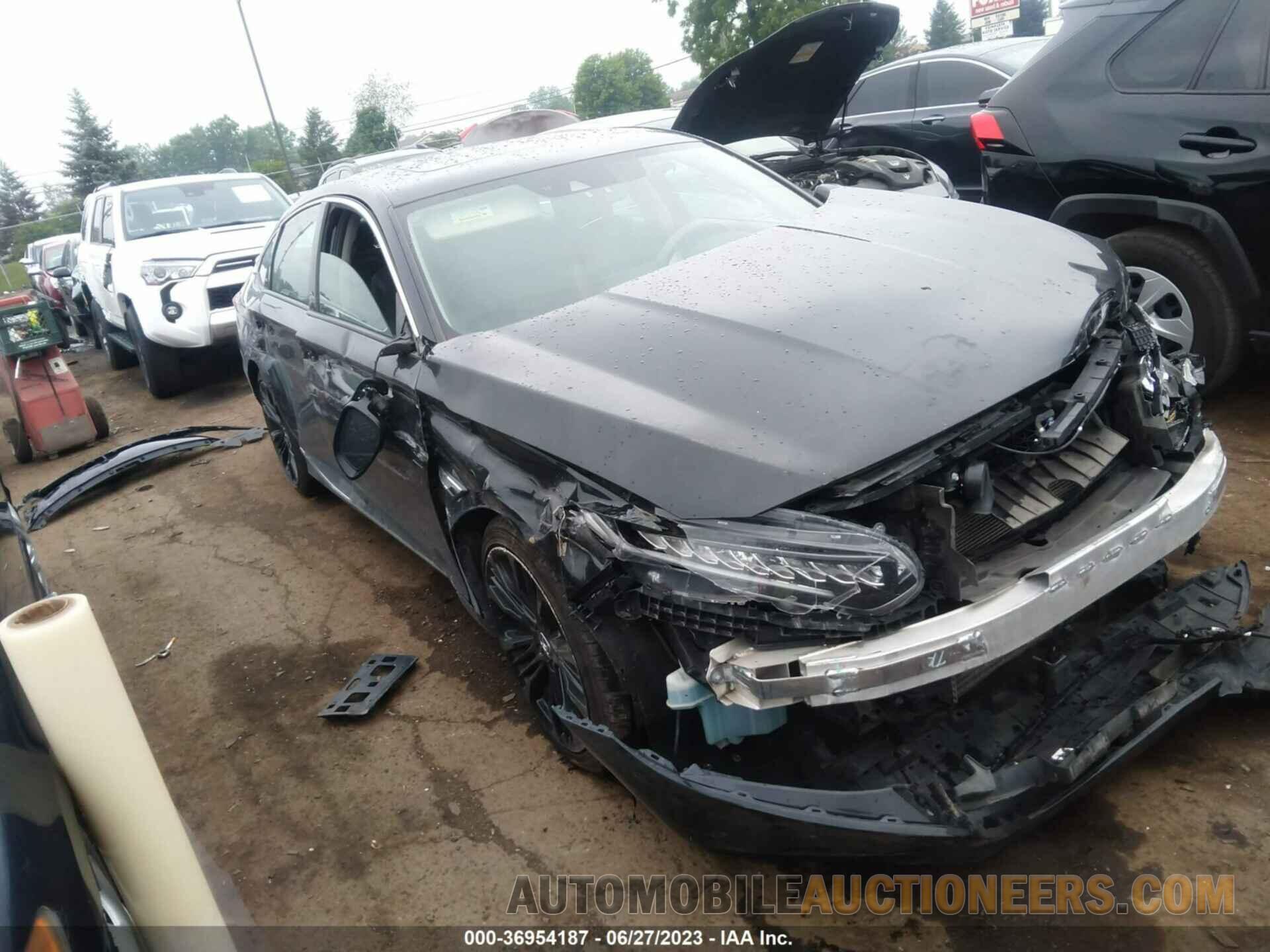 1HGCV2F96JA039897 HONDA ACCORD SEDAN 2018