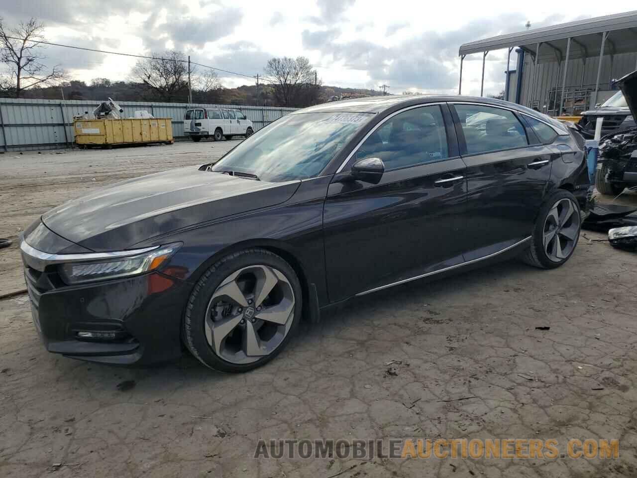 1HGCV2F97JA011767 HONDA ACCORD 2018