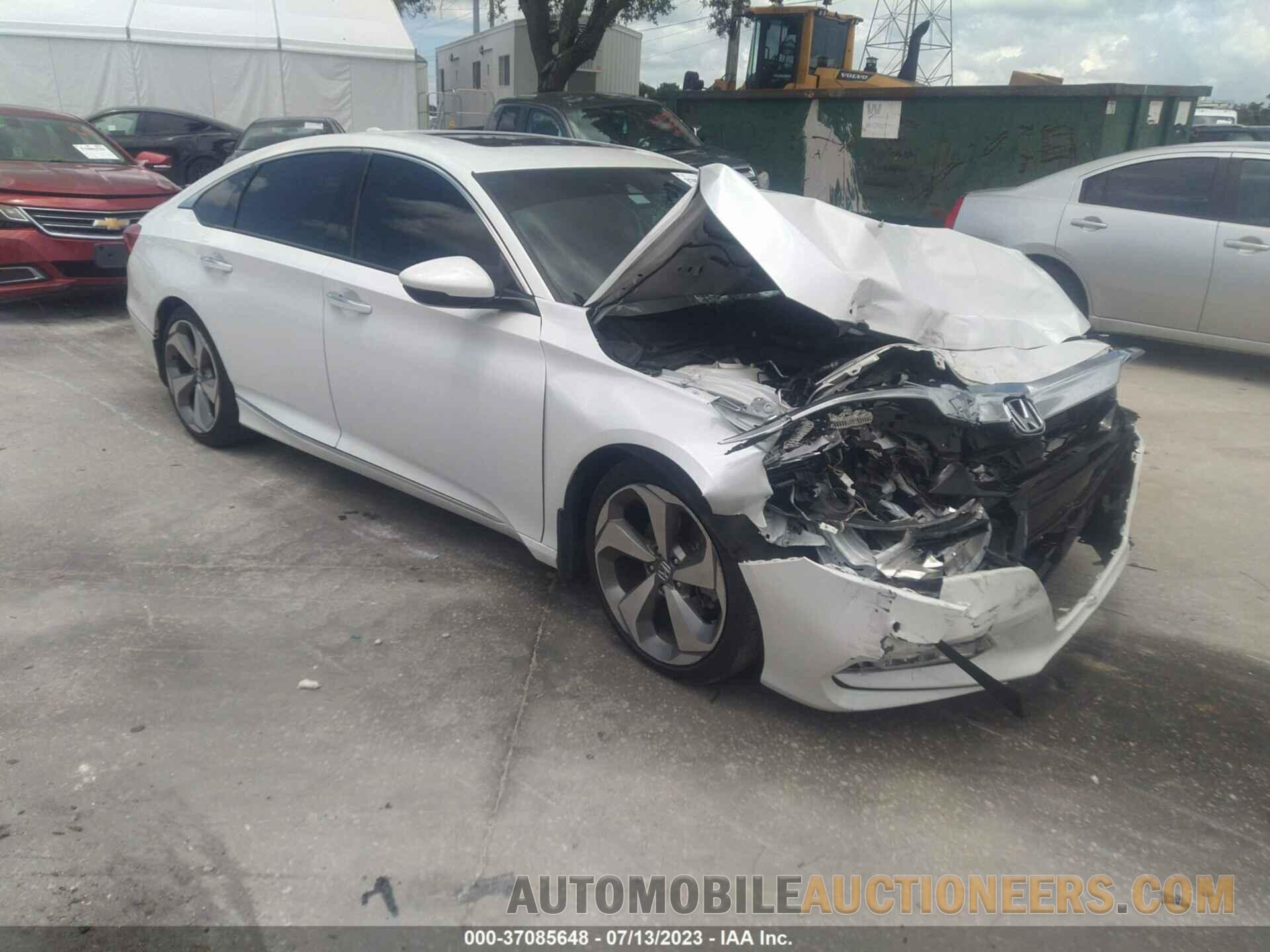 1HGCV2F9XJA015019 HONDA ACCORD SEDAN 2018