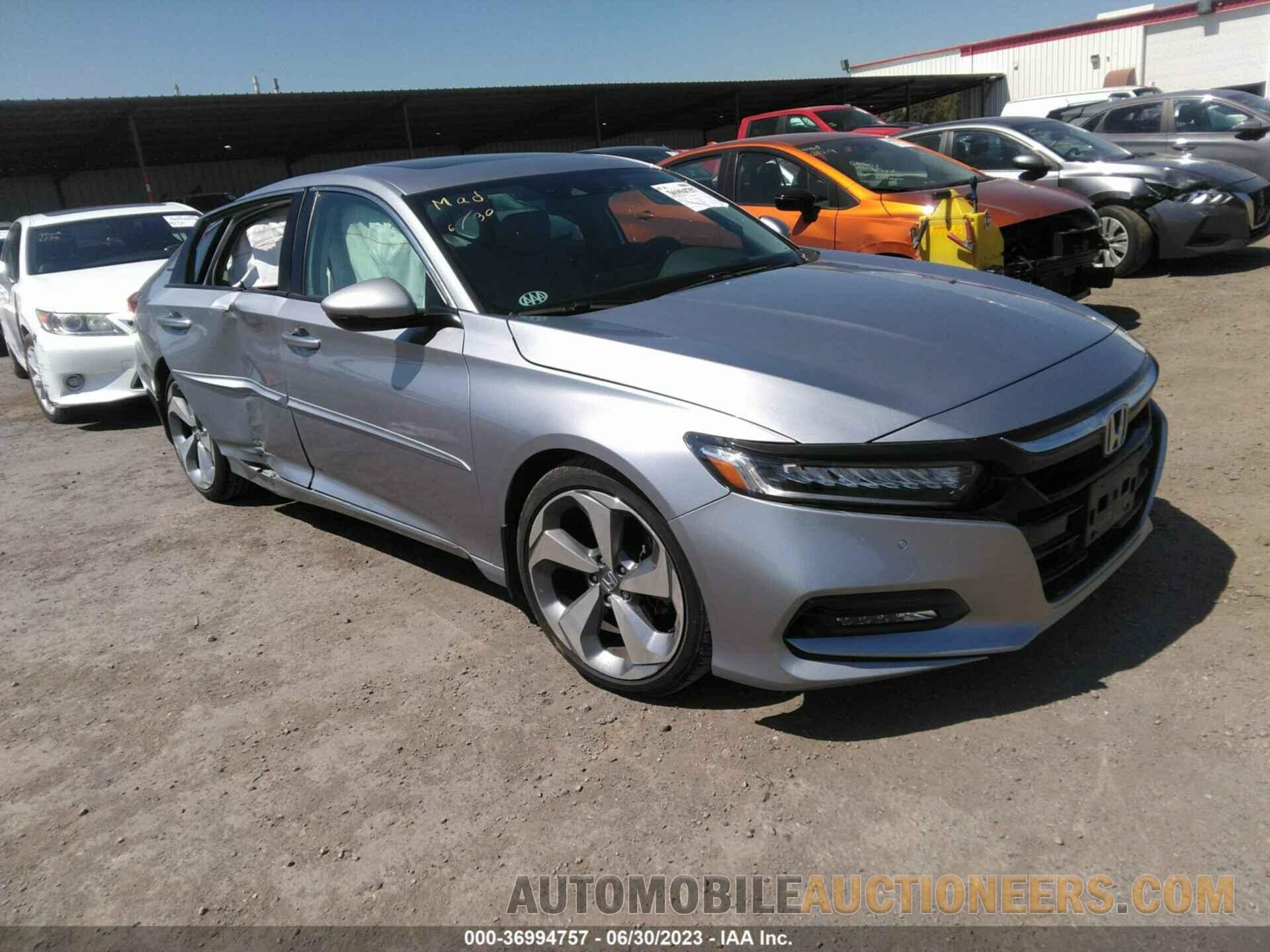 1HGCV2F9XJA043631 HONDA ACCORD SEDAN 2018