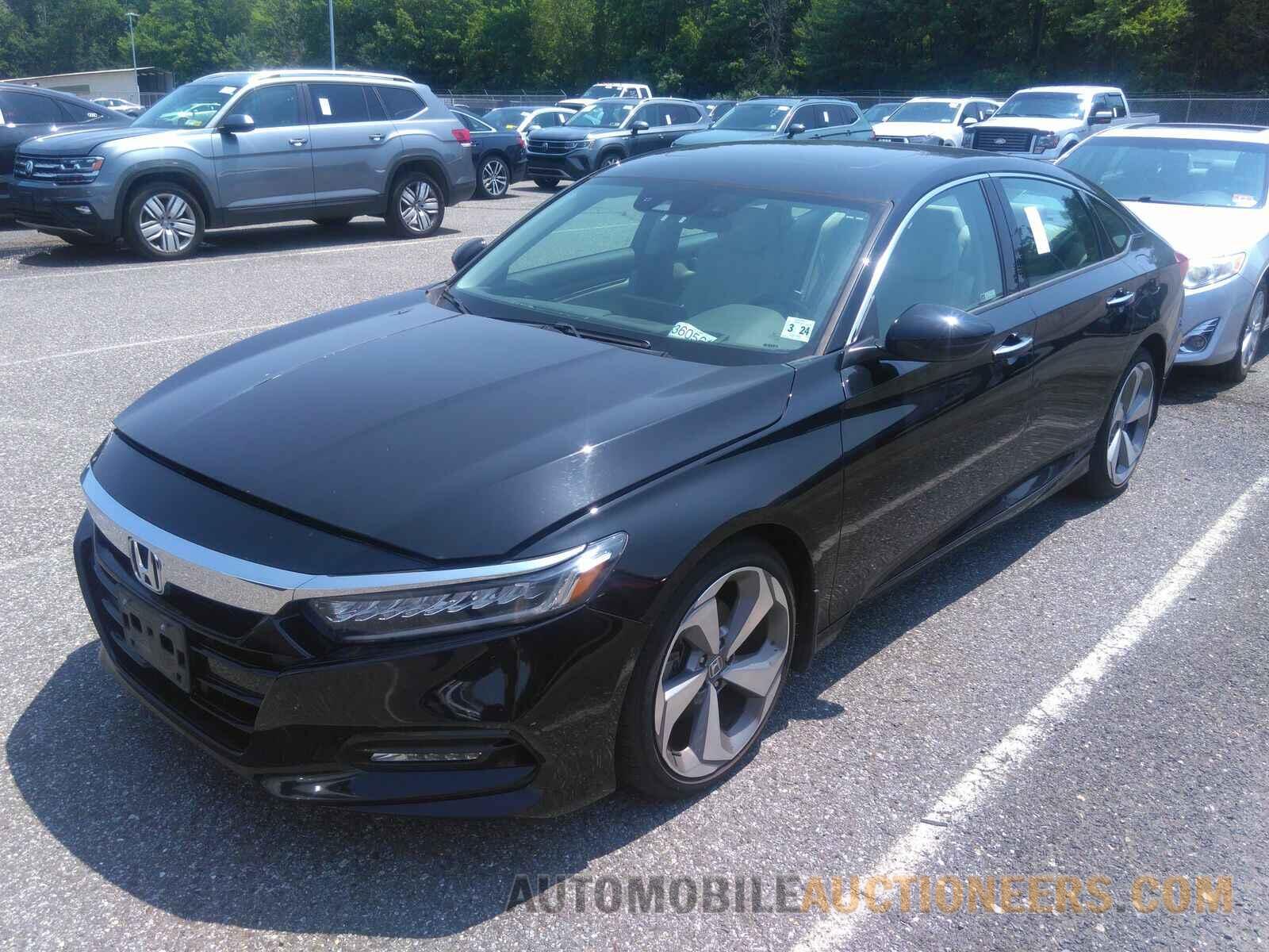 1HGCV2F9XJA050661 Honda Accord Sedan 2018