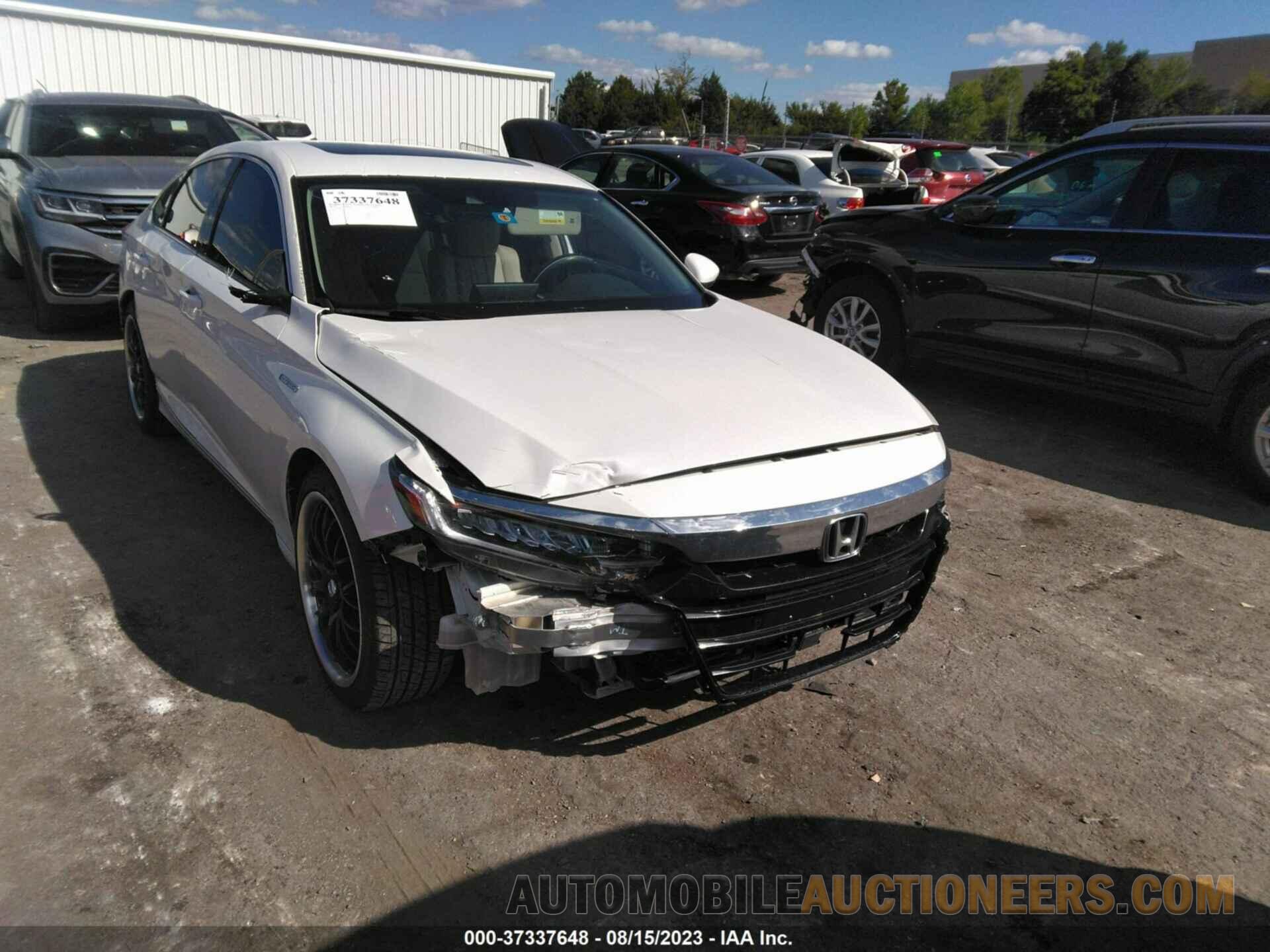 1HGCV3F50JA009233 HONDA ACCORD HYBRID 2018