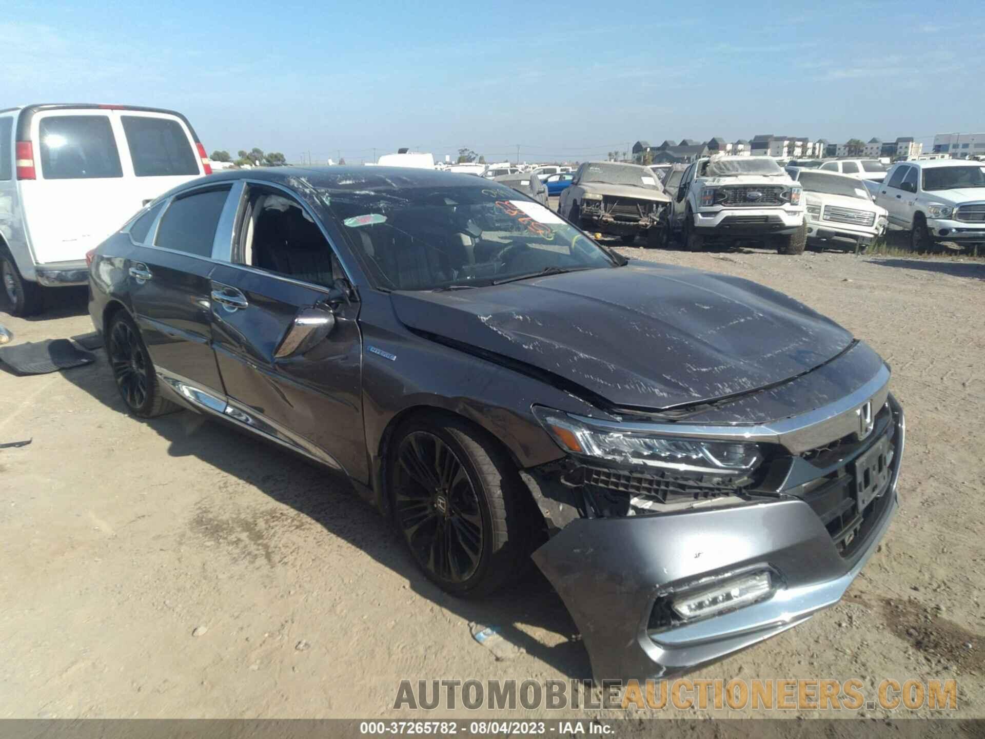 1HGCV3F52JA004941 HONDA ACCORD HYBRID 2018