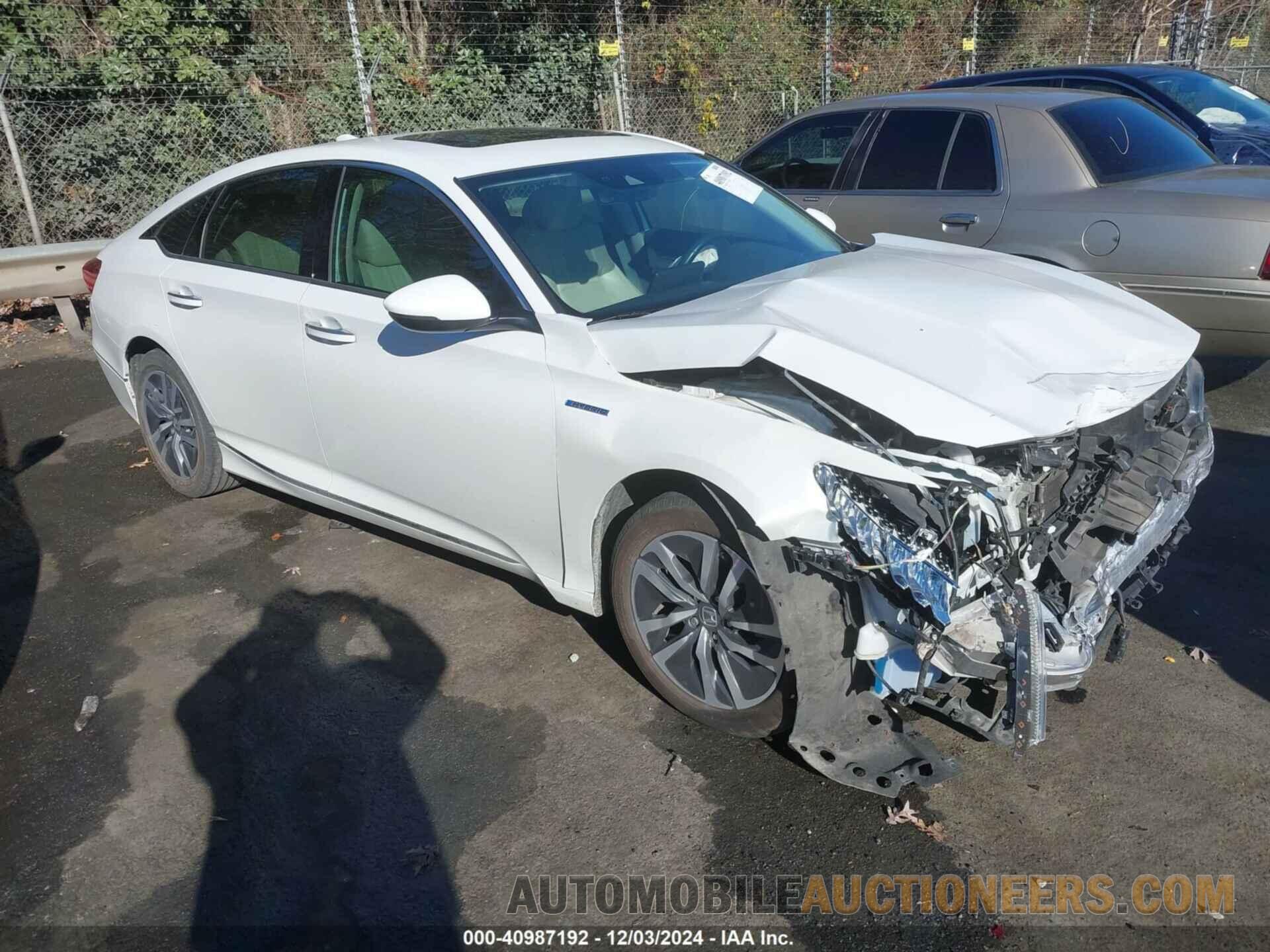 1HGCV3F91JA014976 HONDA ACCORD HYBRID 2018