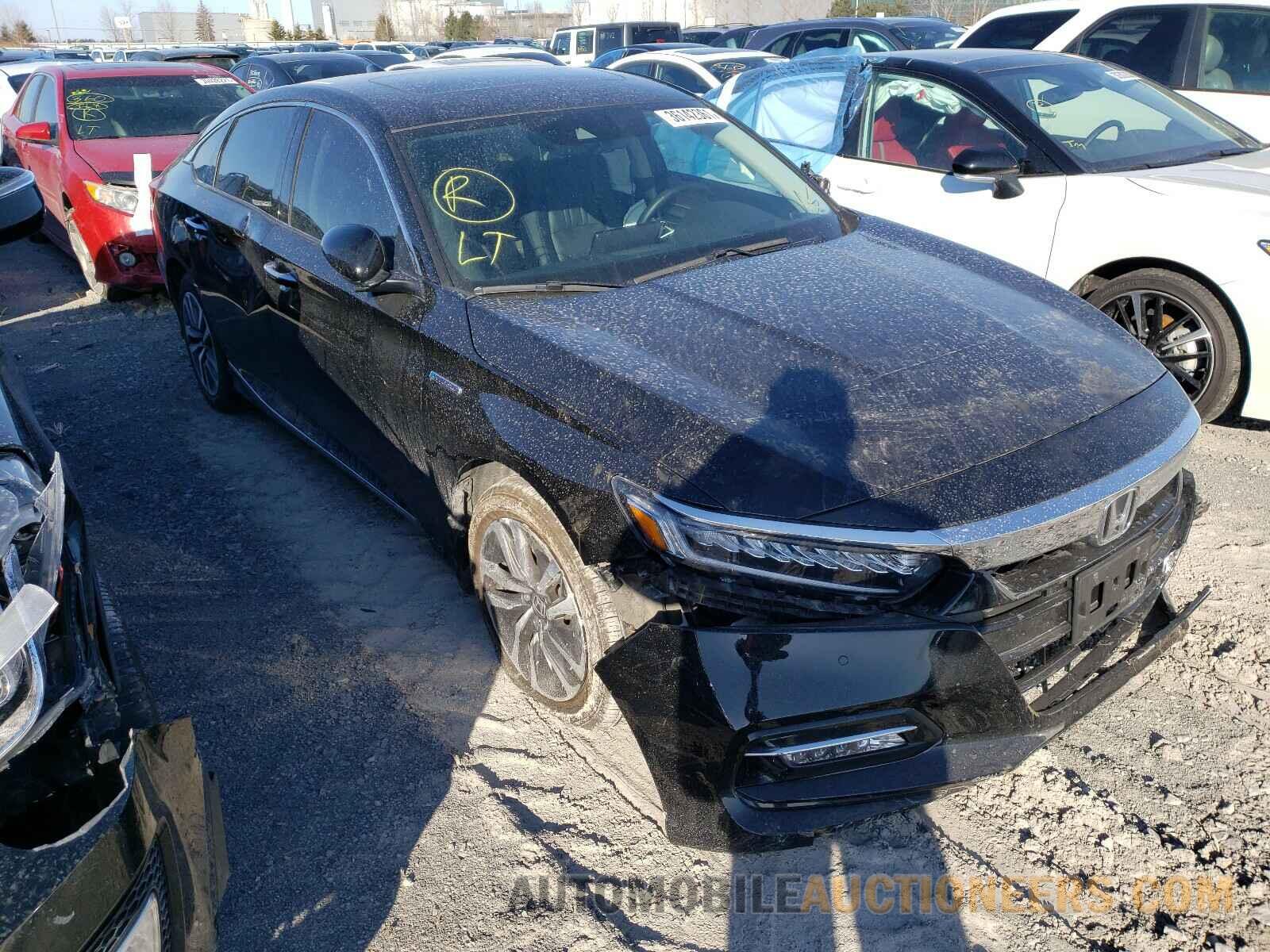 1HGCV3F92JA800219 HONDA ACCORD 2018