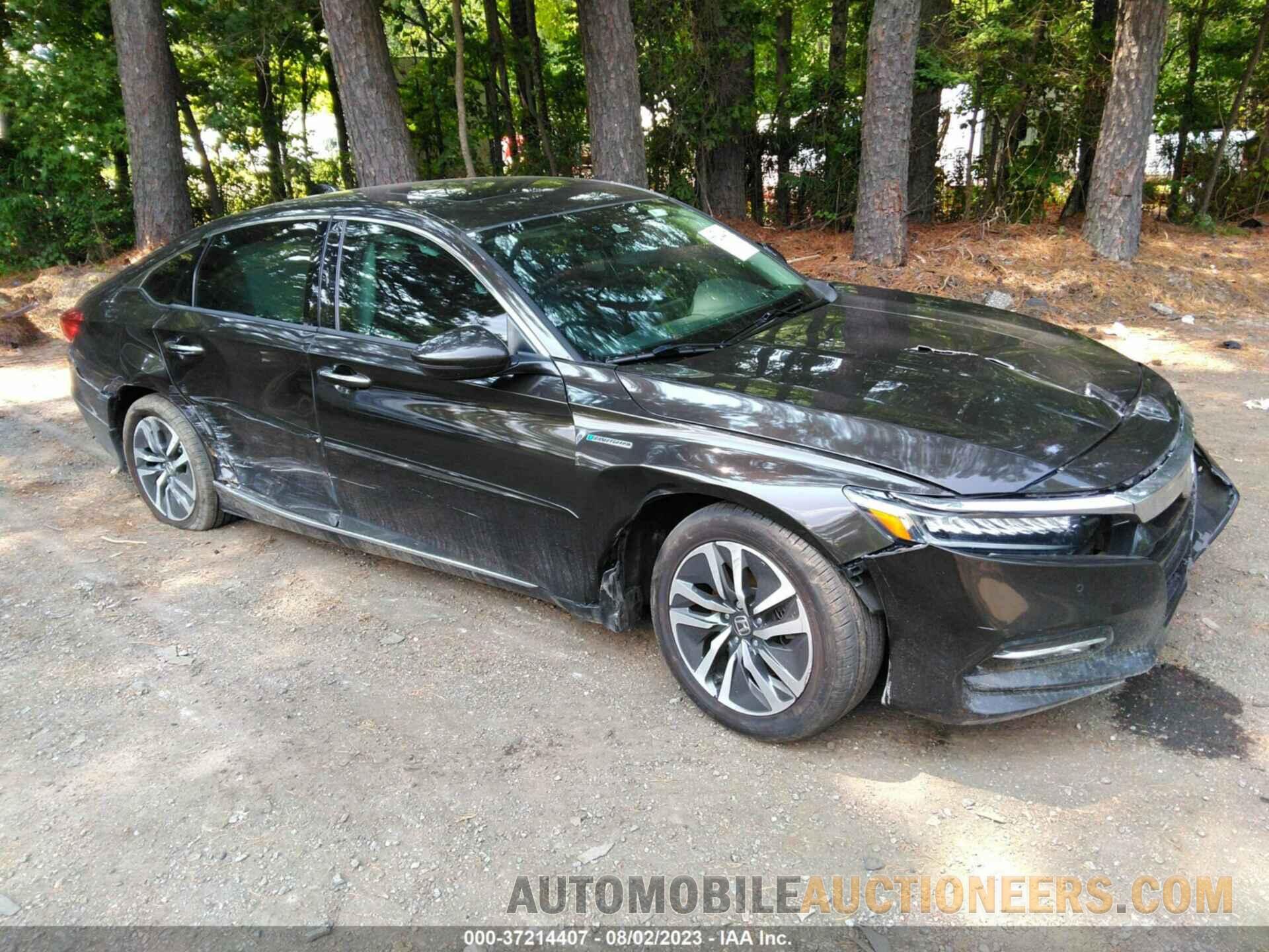 1HGCV3F93JA017118 HONDA ACCORD HYBRID 2018