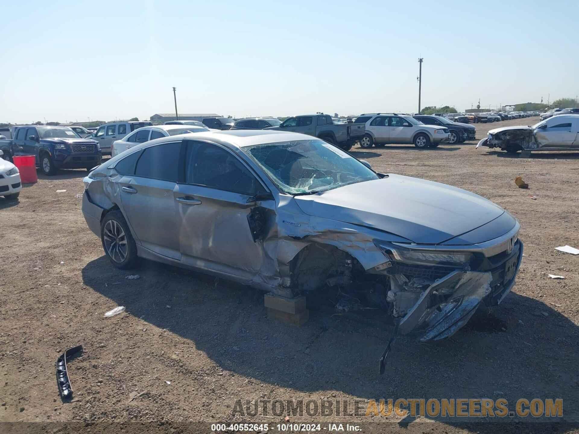 1HGCV3F97KA002042 HONDA ACCORD HYBRID 2019