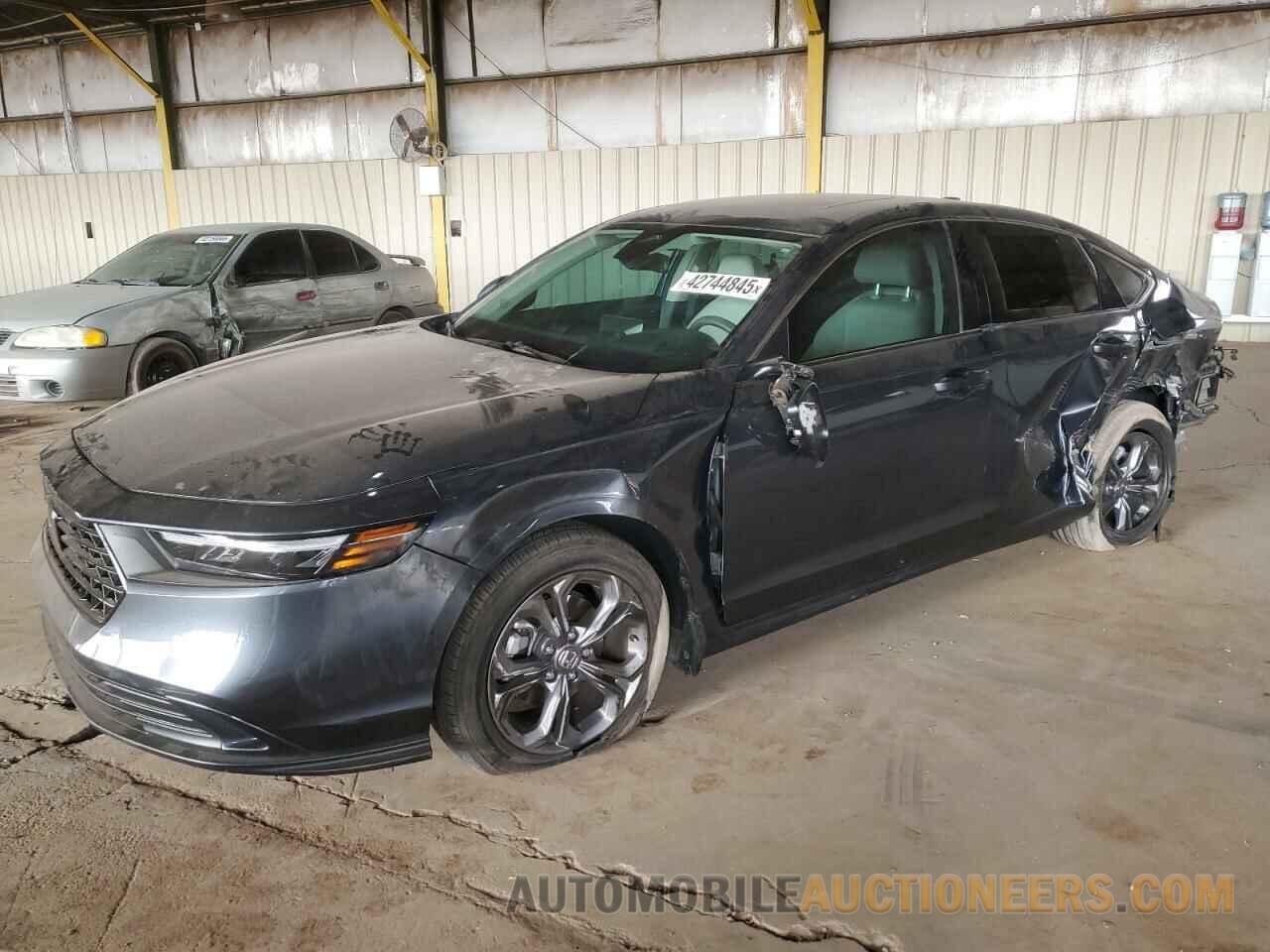 1HGCY1F30RA005026 HONDA ACCORD 2024