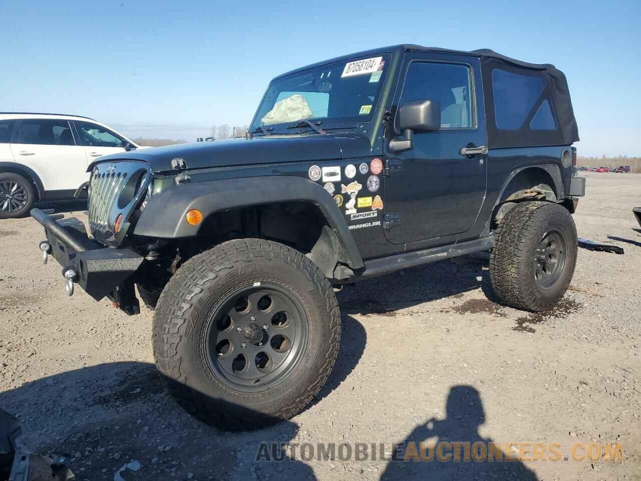 1J4AA2D12BL592142 JEEP WRANGLER 2011