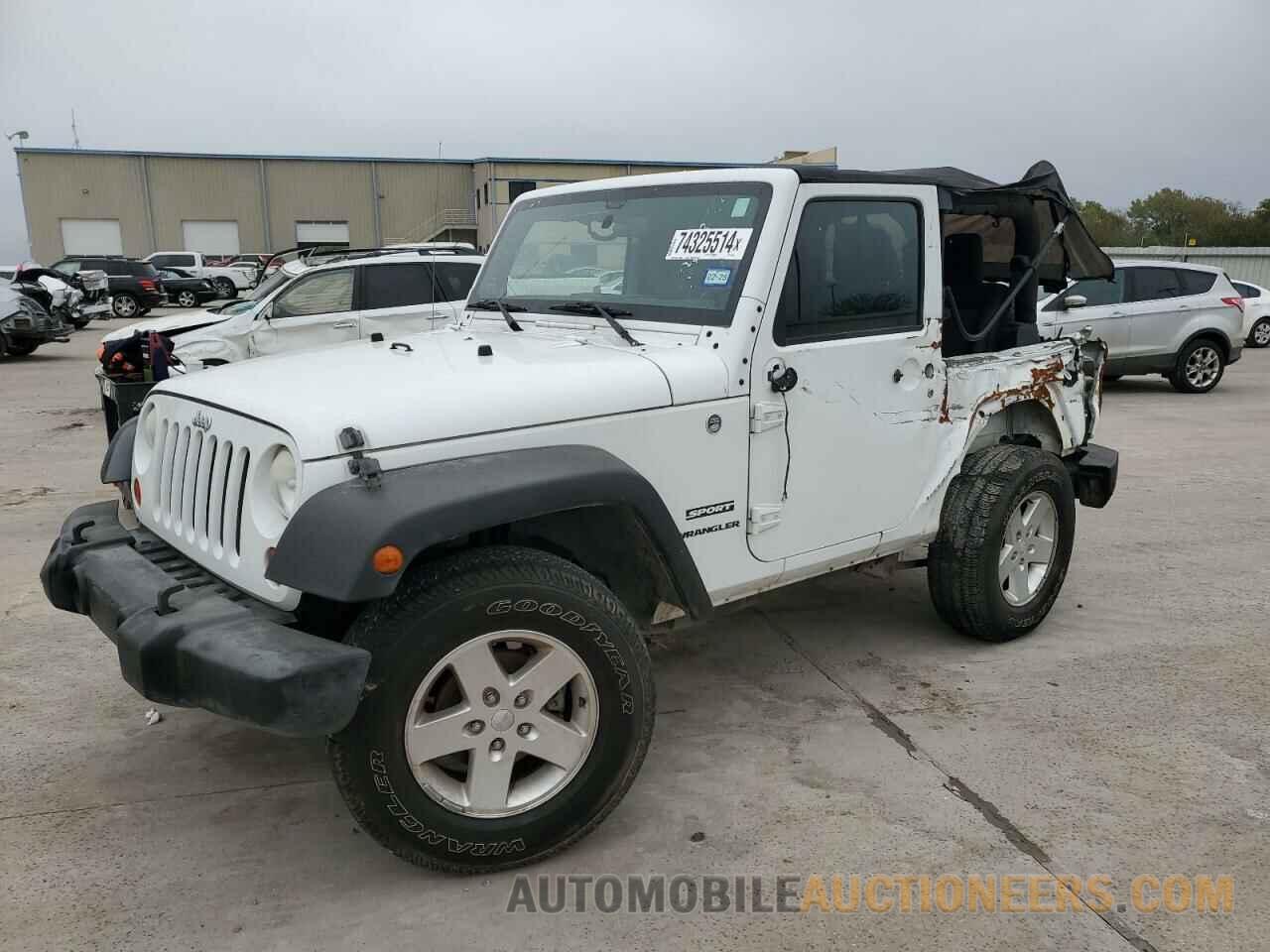 1J4AA2D16BL537855 JEEP WRANGLER 2011