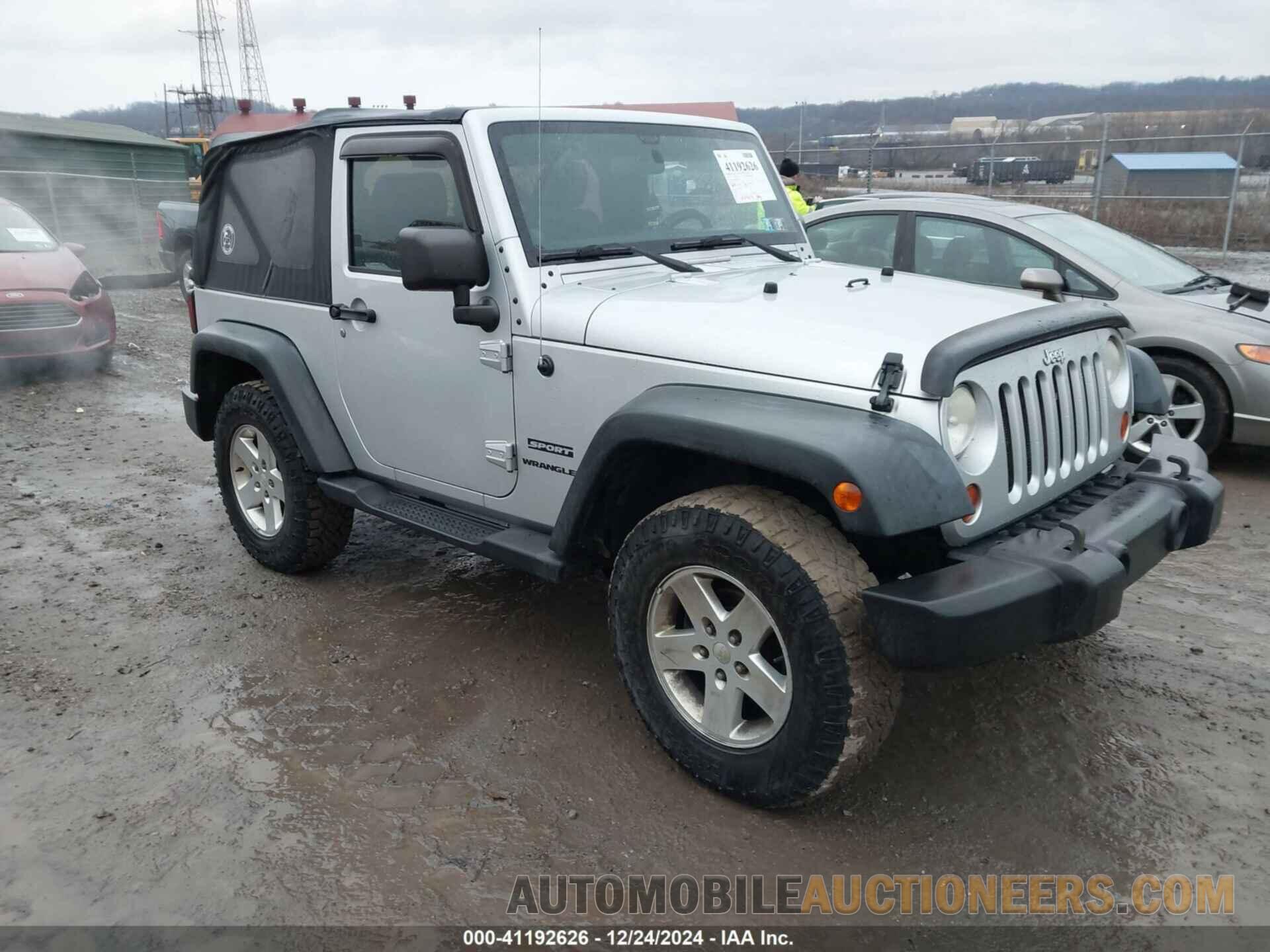 1J4AA2D19BL556108 JEEP WRANGLER 2011