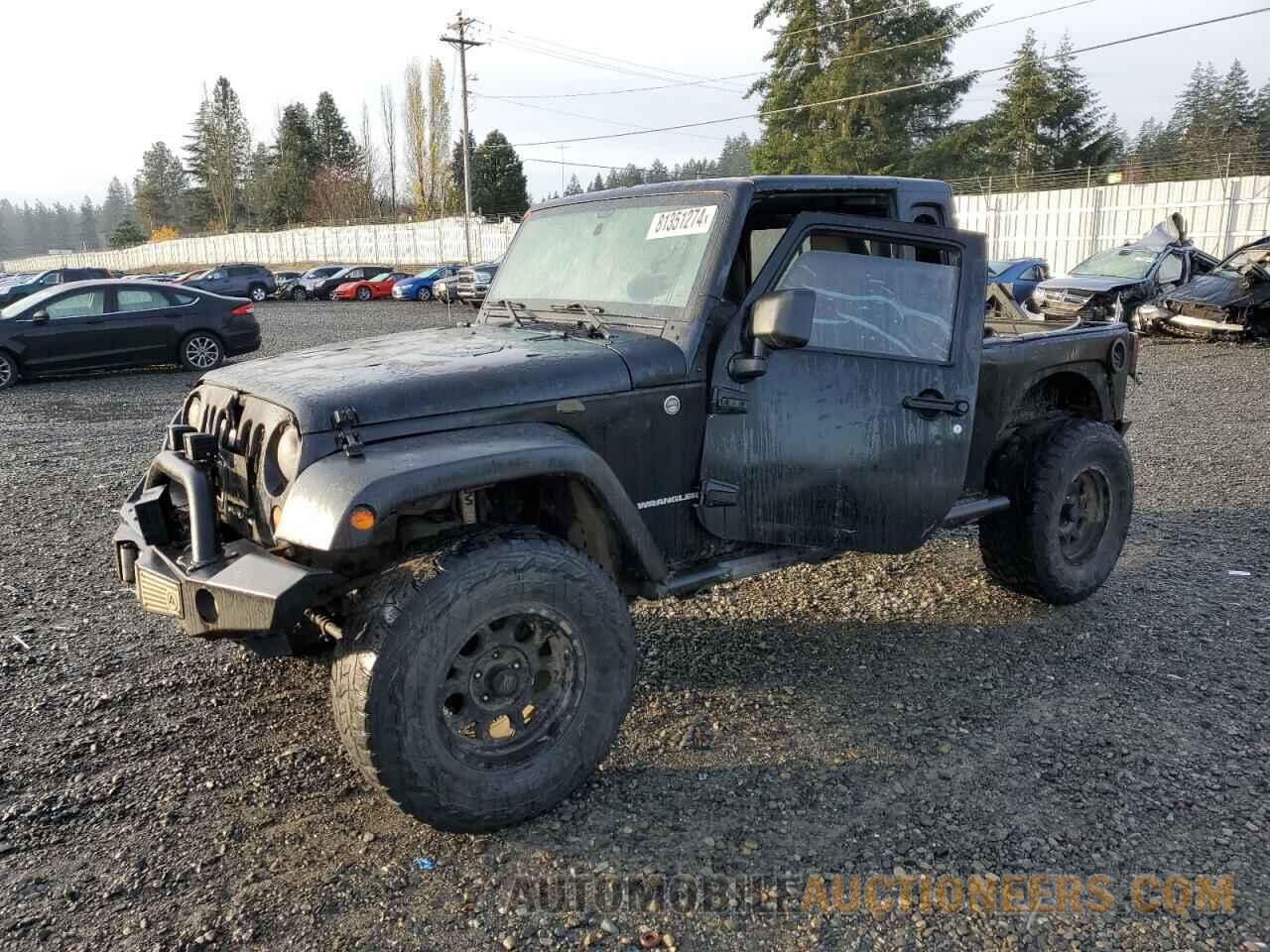 1J4BA3H13BL586497 JEEP WRANGLER 2011