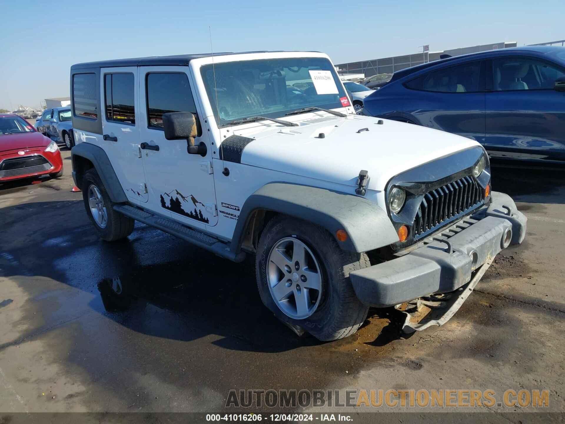 1J4HA3H18BL589891 JEEP WRANGLER UNLIMITED 2011