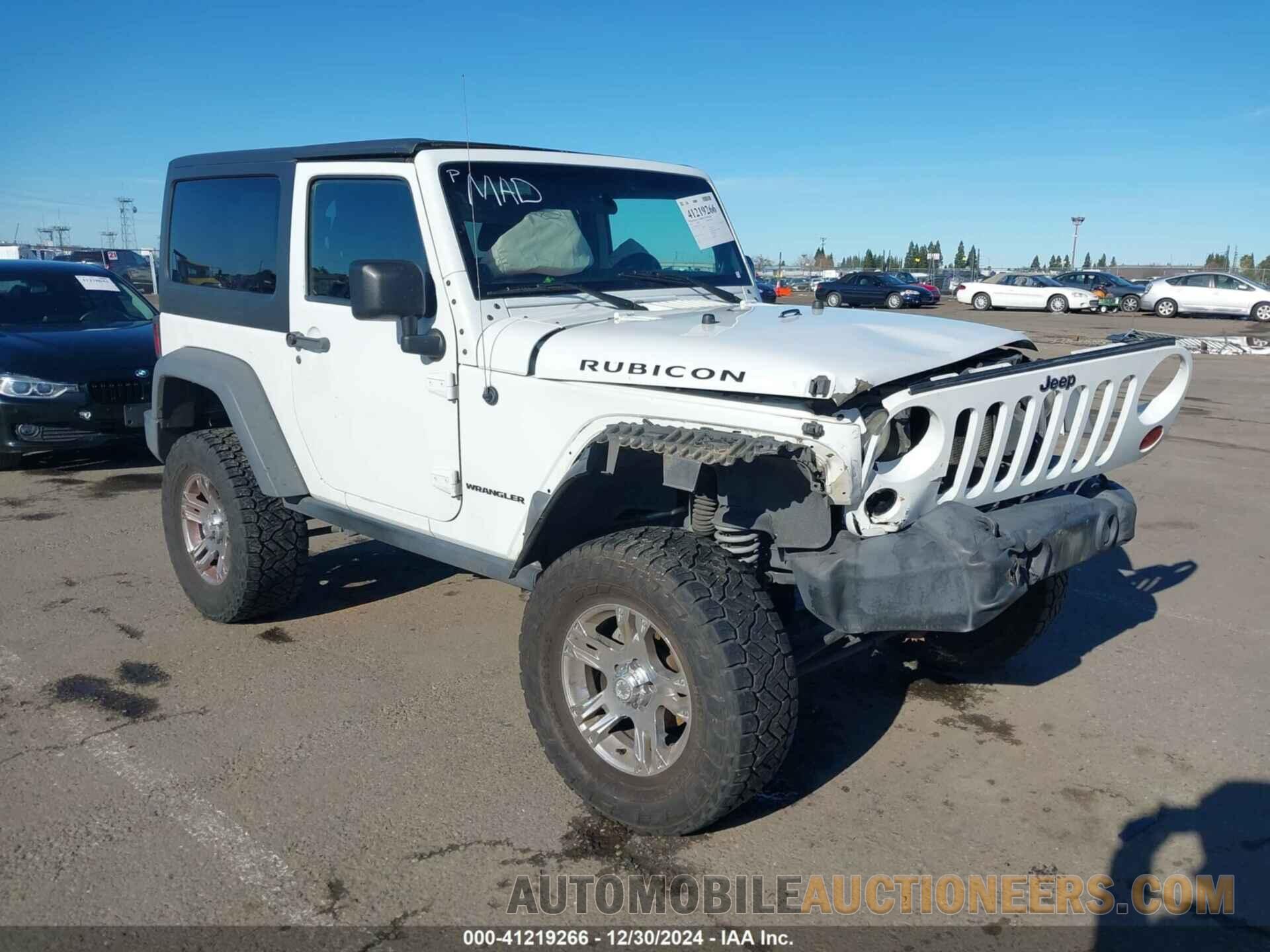 1J4HA6D17BL620734 JEEP WRANGLER 2011