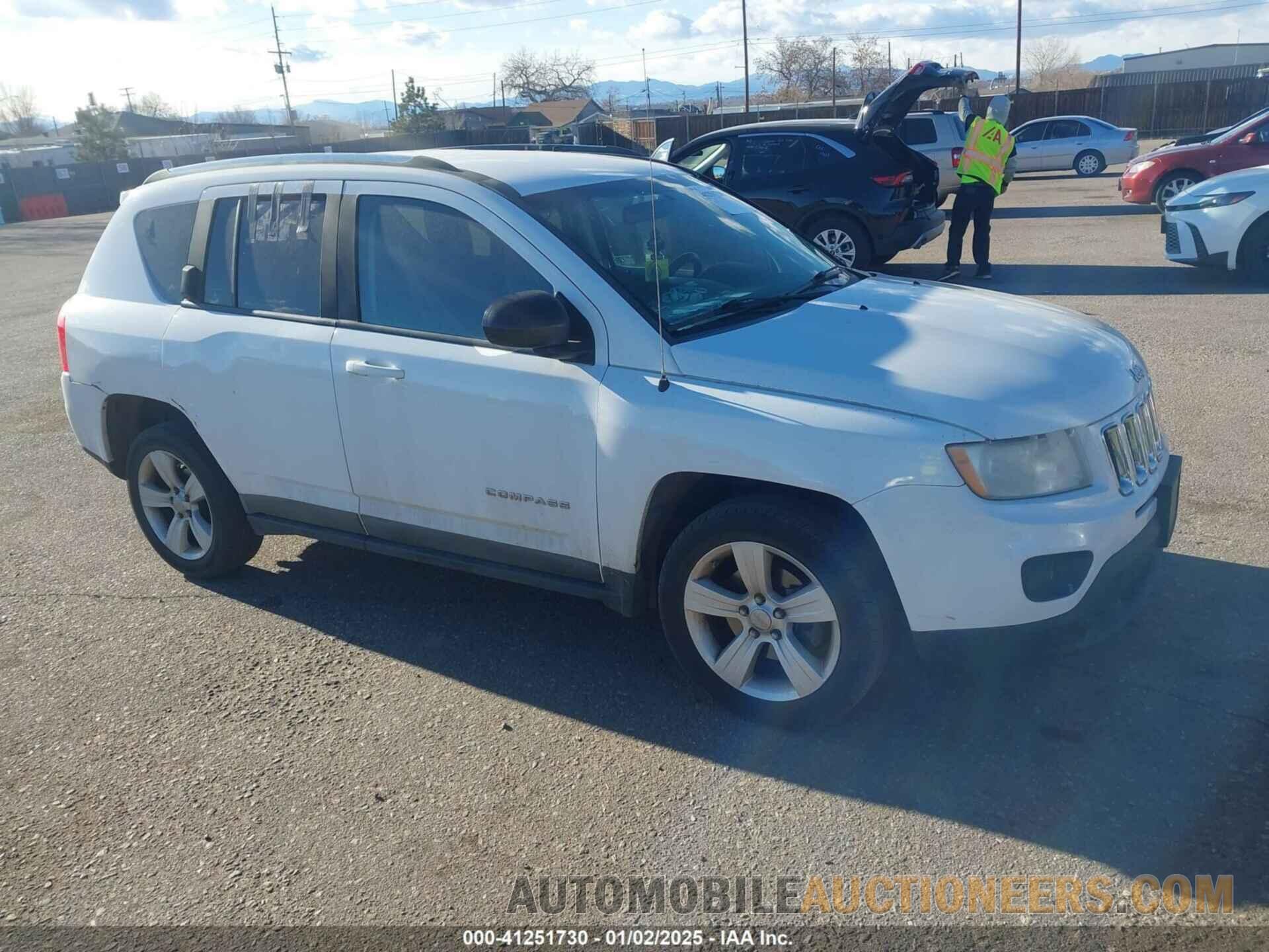 1J4NF1FB7BD134965 JEEP COMPASS 2011