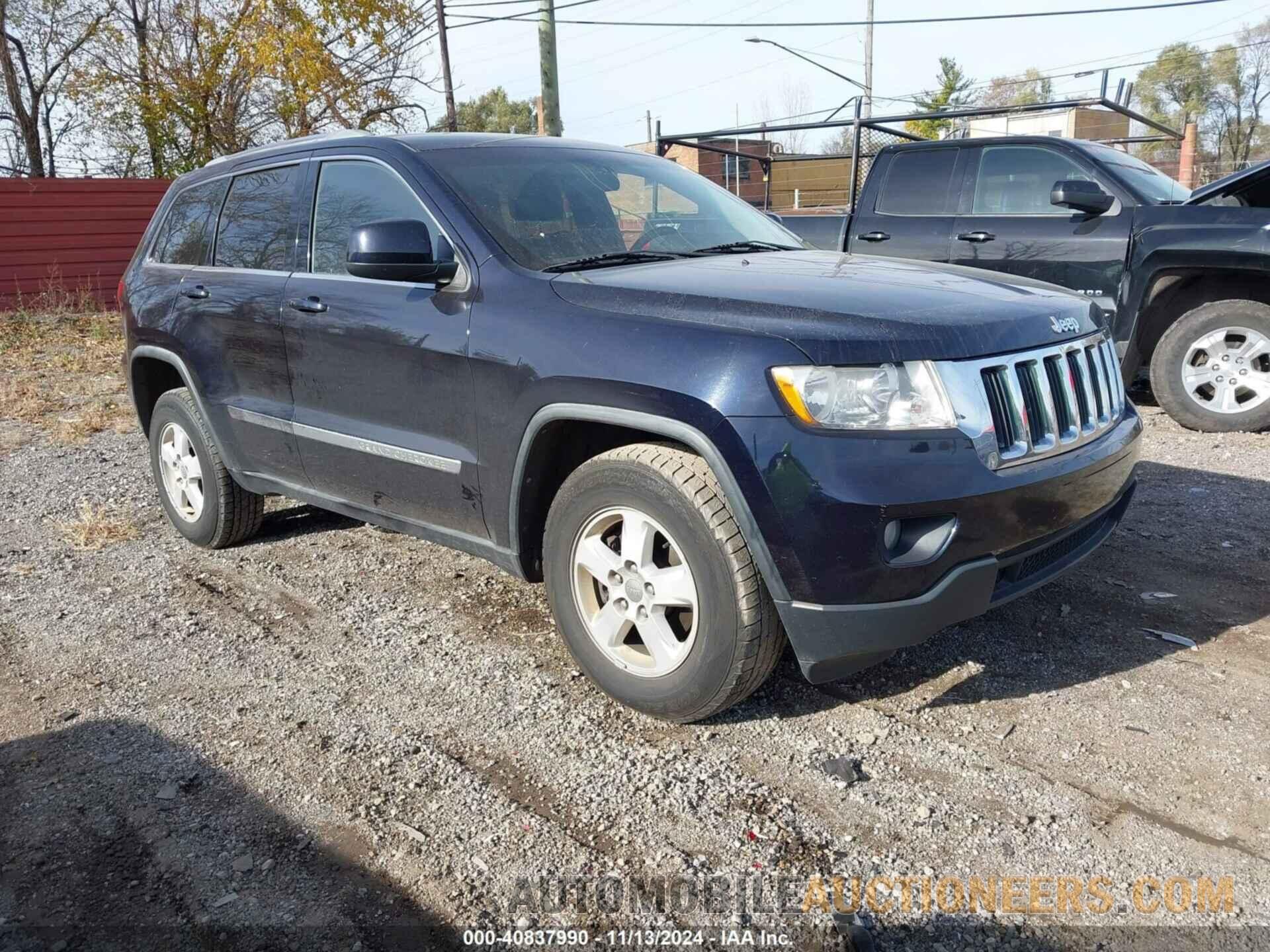 1J4RR4GG3BC702820 JEEP GRAND CHEROKEE 2011