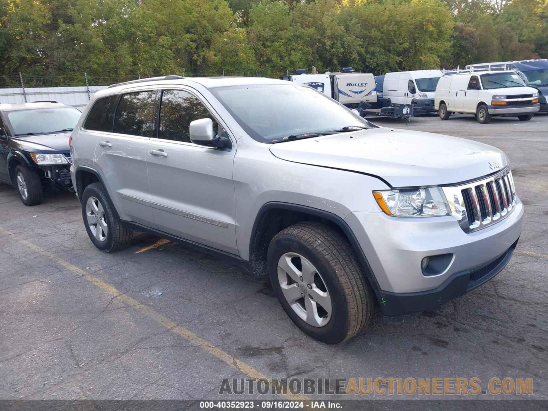 1J4RR4GG5BC670937 JEEP GRAND CHEROKEE 2011