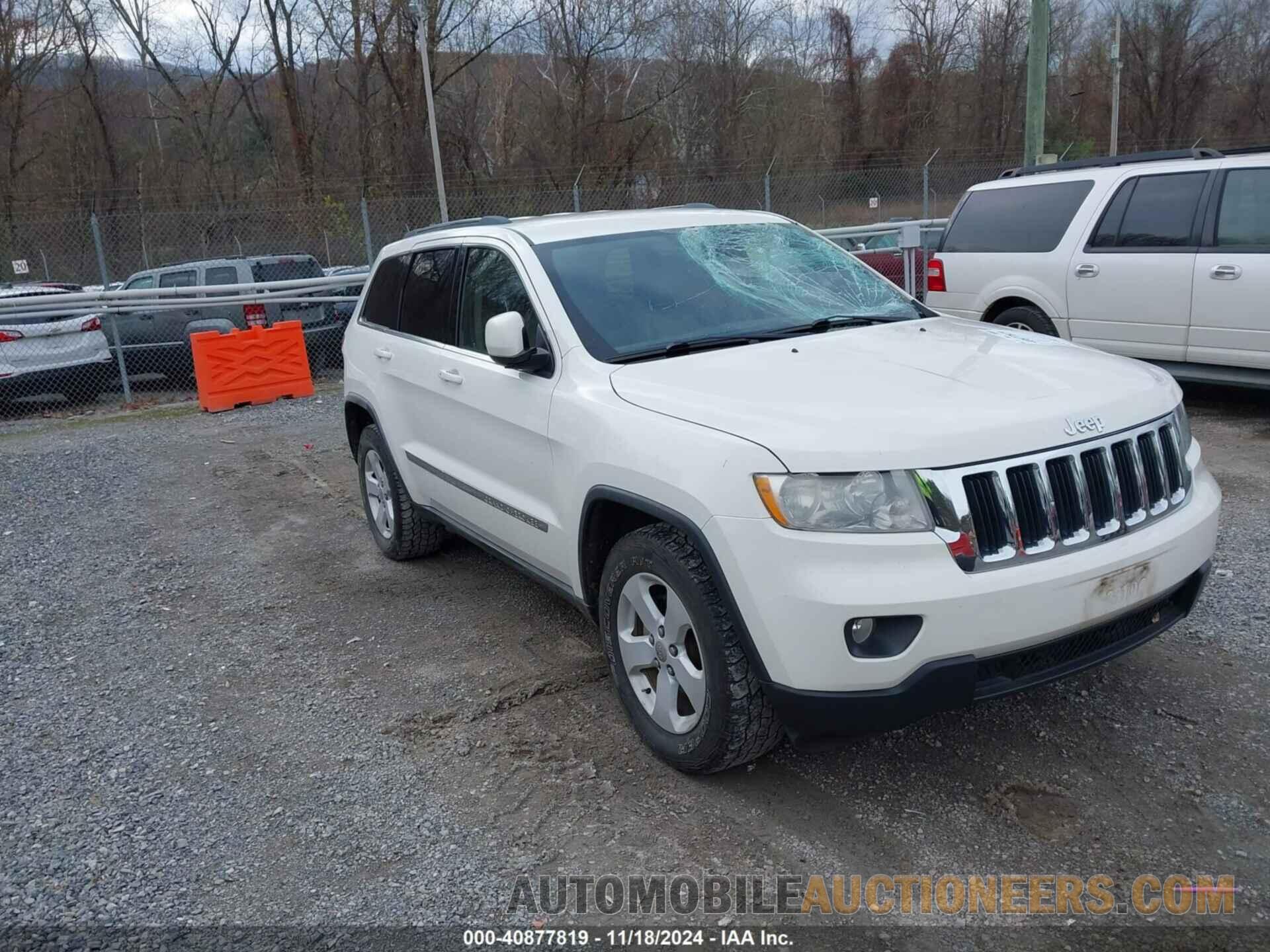 1J4RR4GGXBC530379 JEEP GRAND CHEROKEE 2011