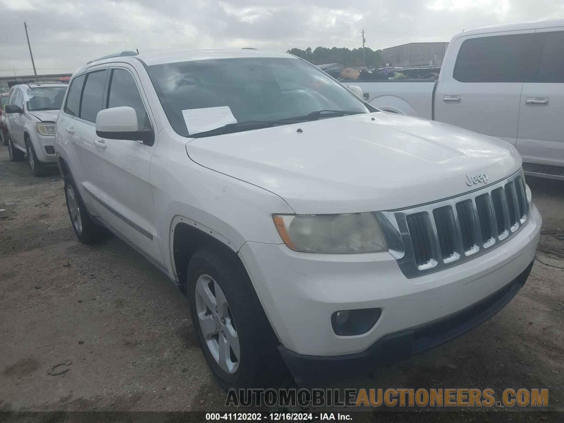 1J4RR4GT5BC574464 JEEP GRAND CHEROKEE 2011