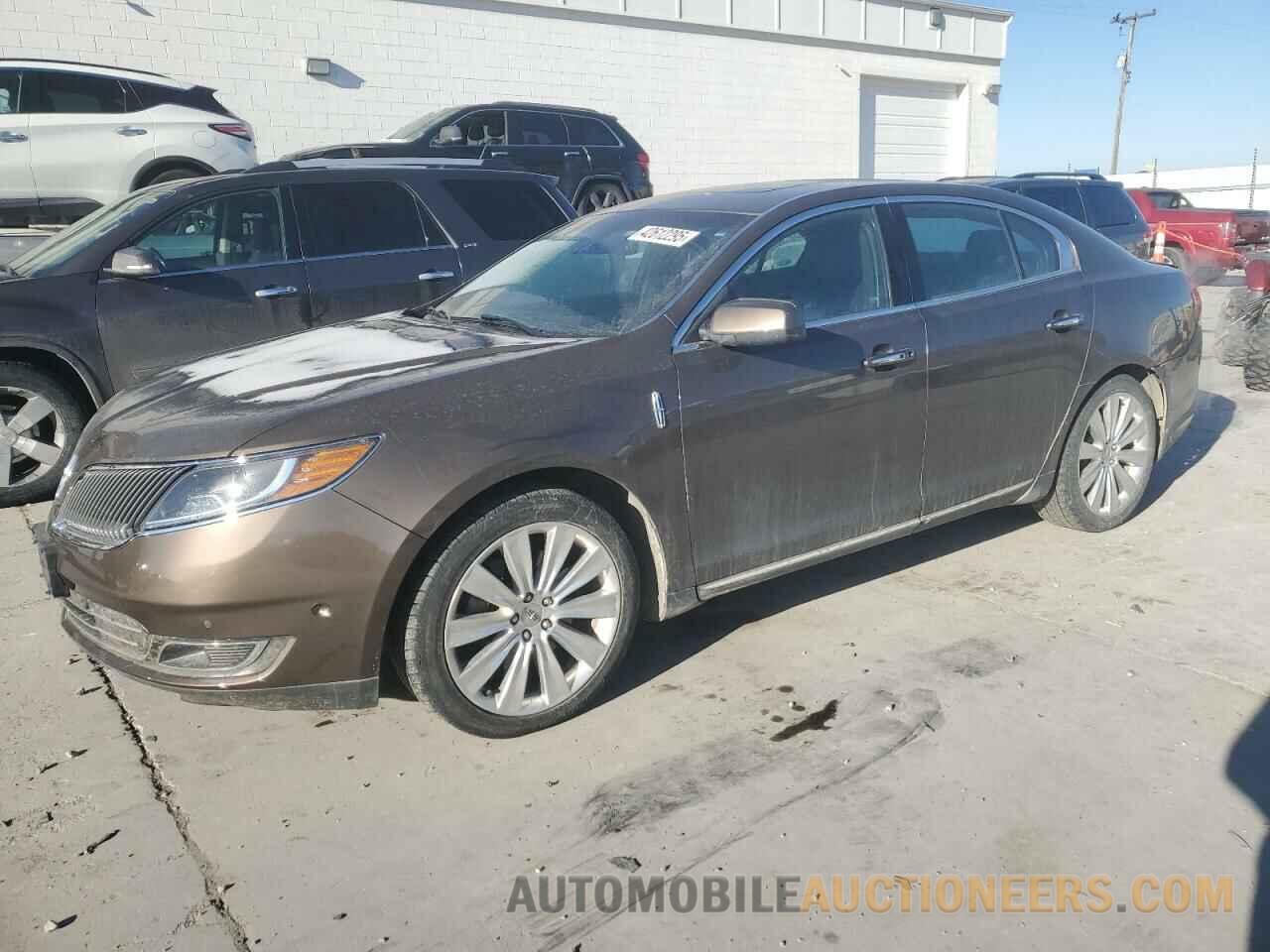 1LNHL9FT4FG605991 LINCOLN MKS 2015