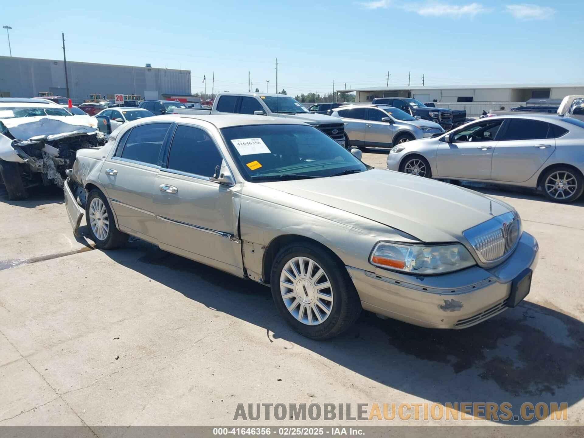 1LNHM81W64Y686816 LINCOLN TOWN CAR 2004