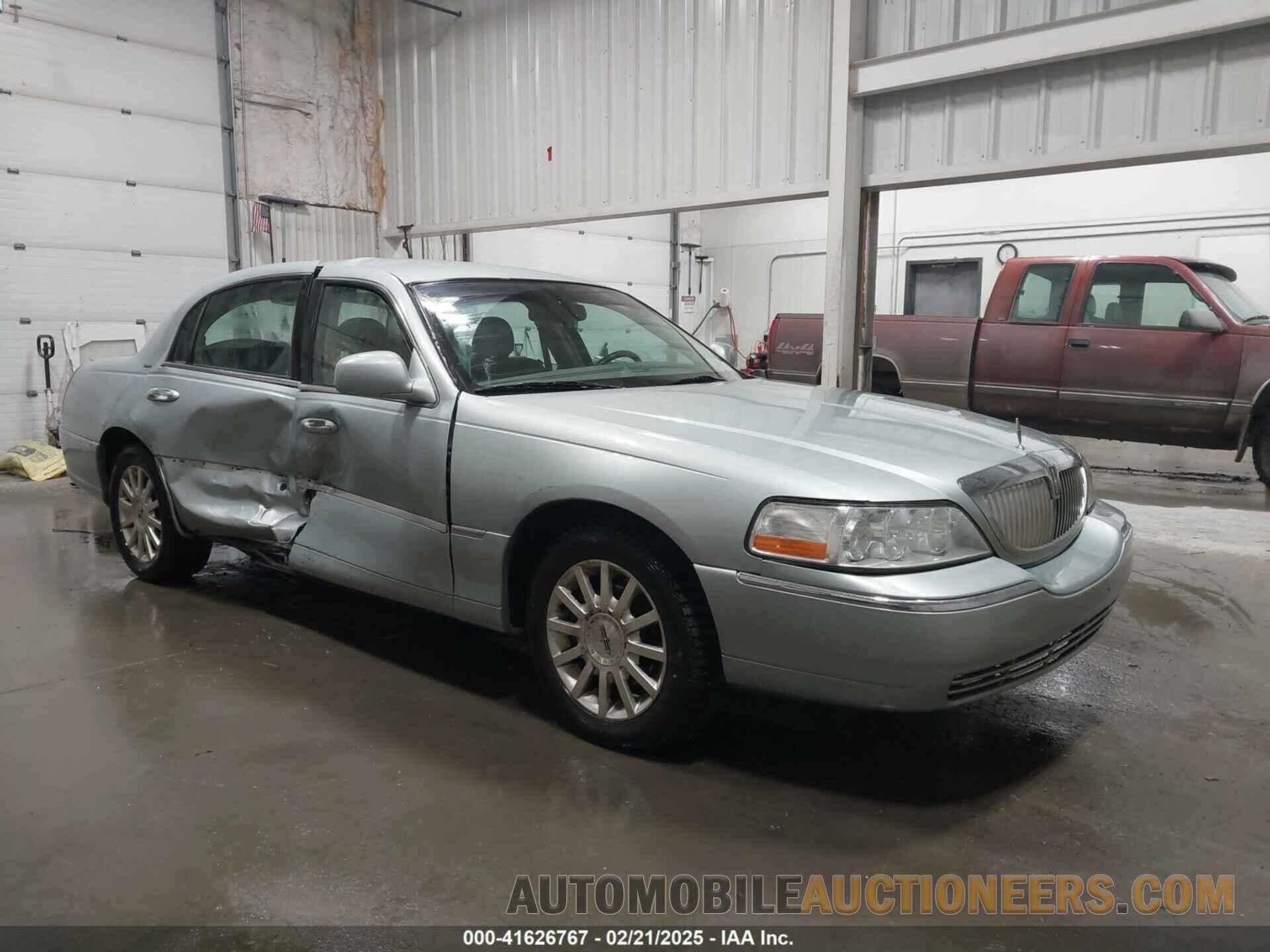 1LNHM81WX7Y606518 LINCOLN TOWN CAR 2007