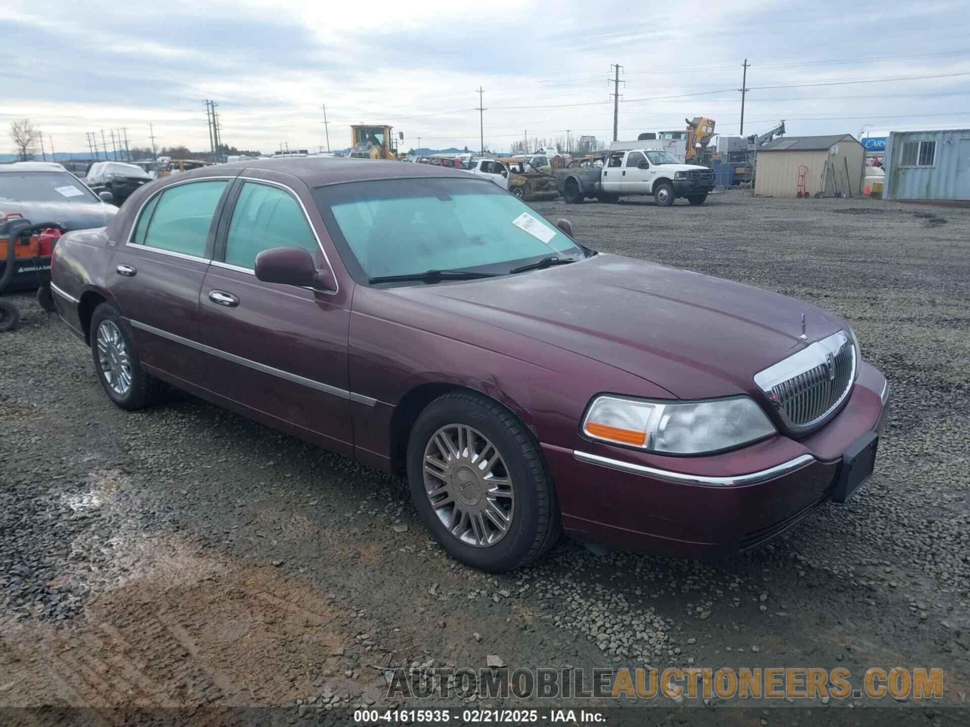 1LNHM82W56Y648219 LINCOLN TOWN CAR 2006