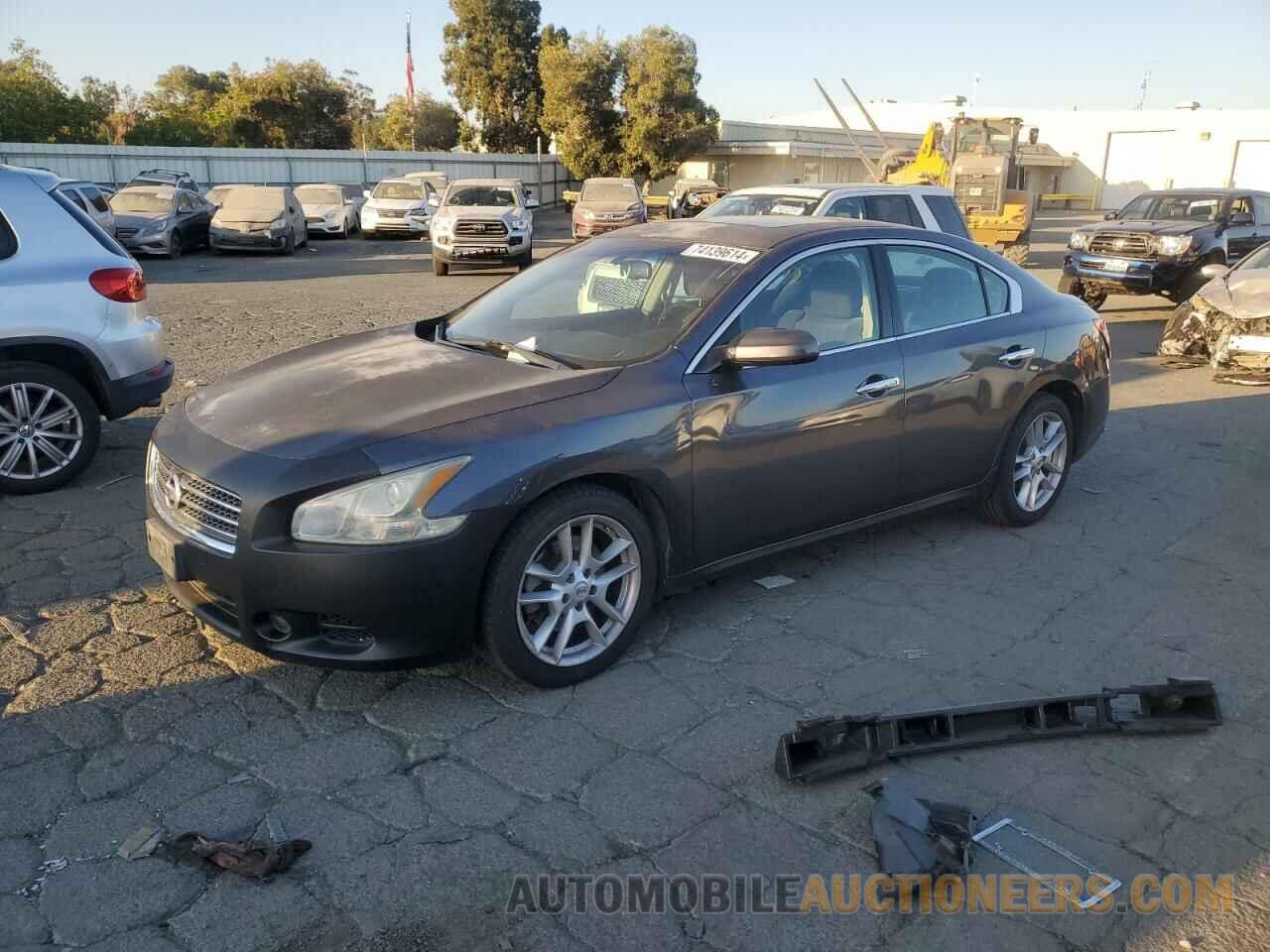 1N4AA5AP2BC807640 NISSAN MAXIMA 2011