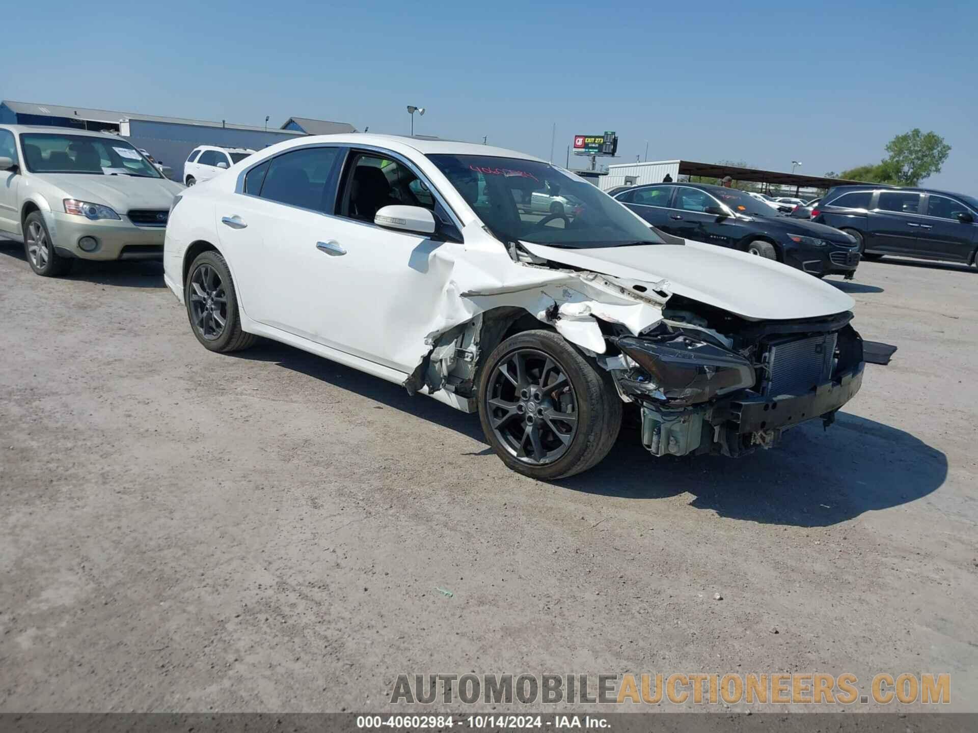 1N4AA5AP3CC801072 NISSAN MAXIMA 2012